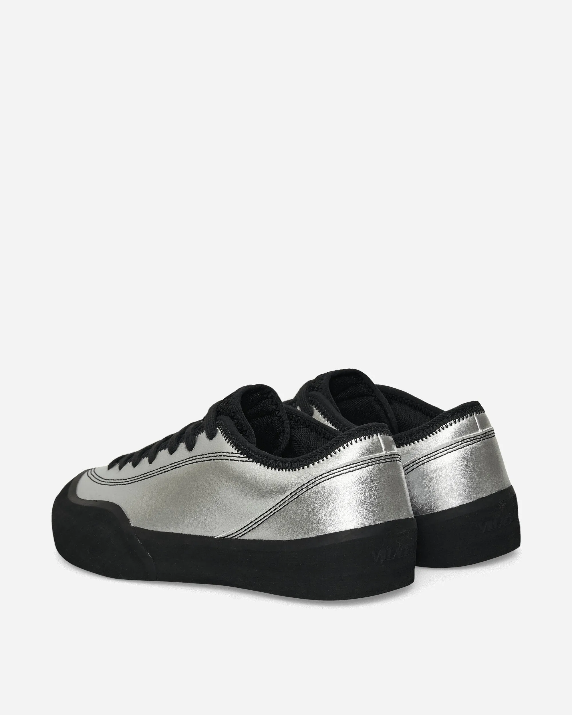 Smooth Internal Seams Trendy sneakers 1.30PM Sneakers Silver / Natural Black