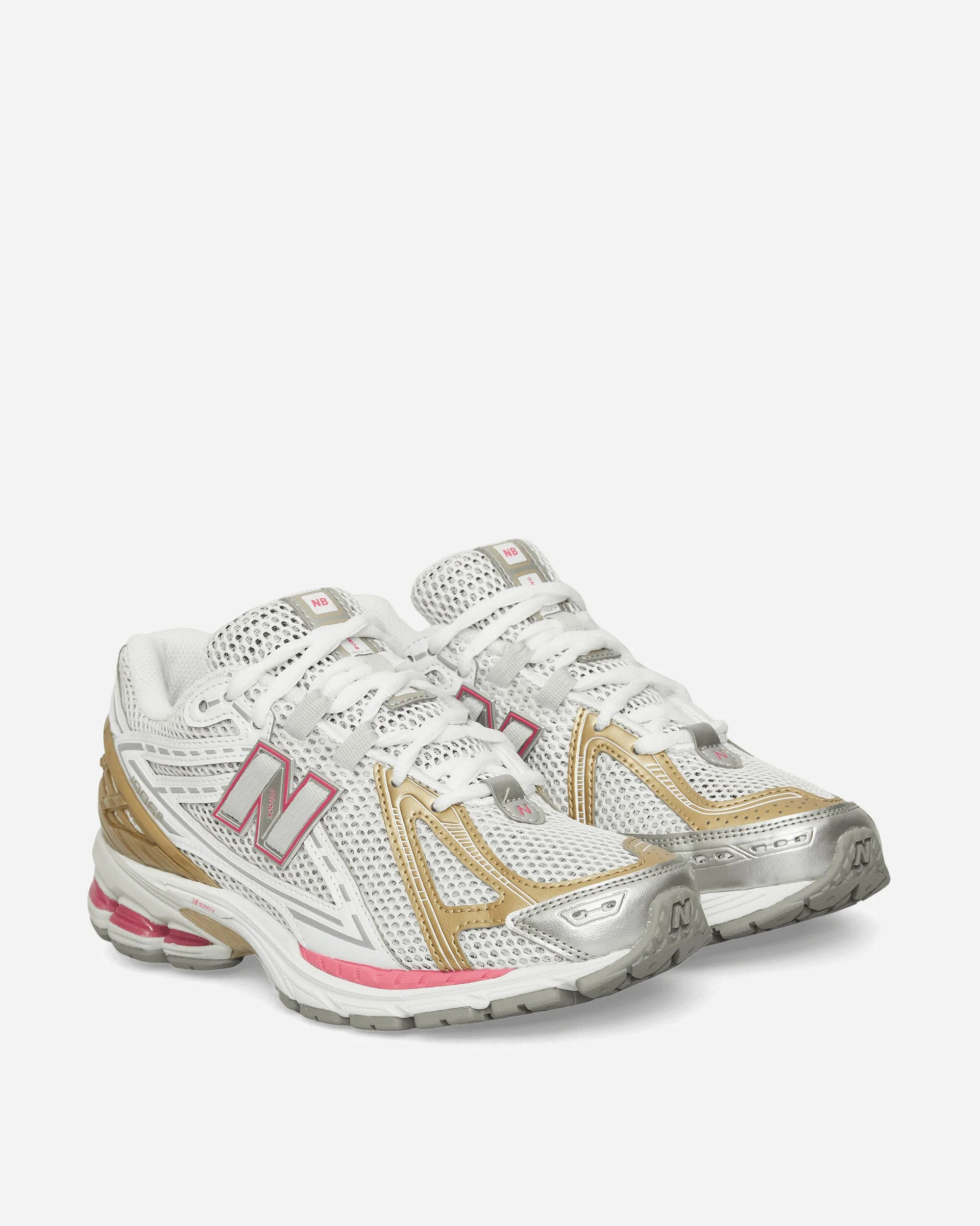Smooth exterior 1906R Sneakers Silver Metallic / Vintage Gold