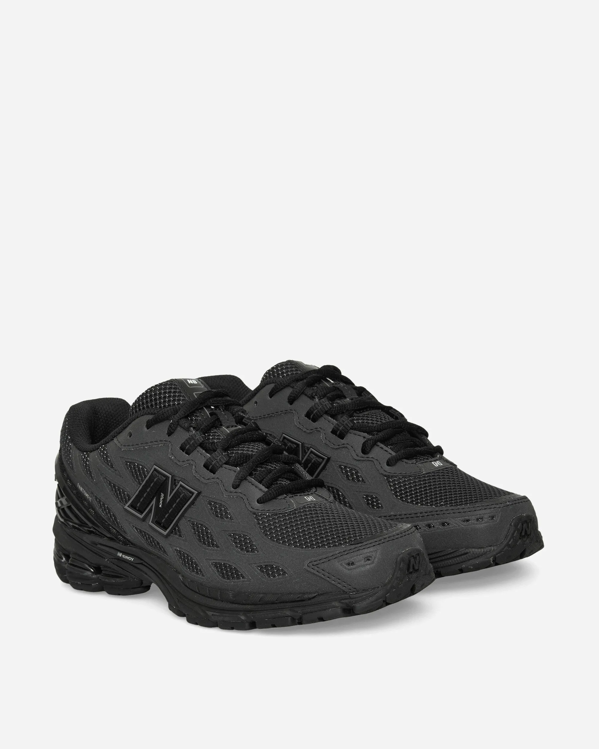 1906W Sneakers Black / Silver Metallic Enhanced Cushioning Heel Lock Technology