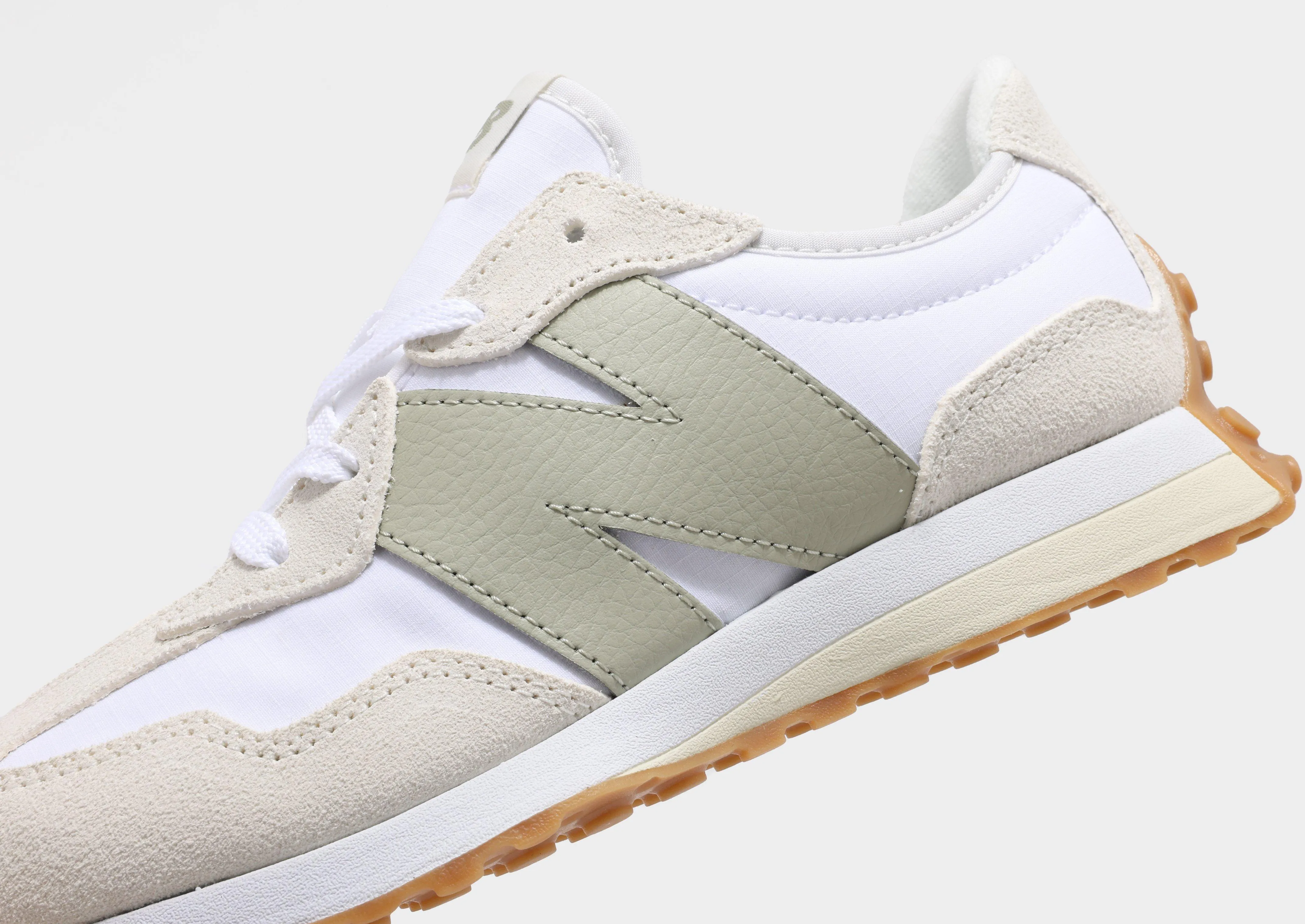 wide - base - feature shoes 327 Junior's