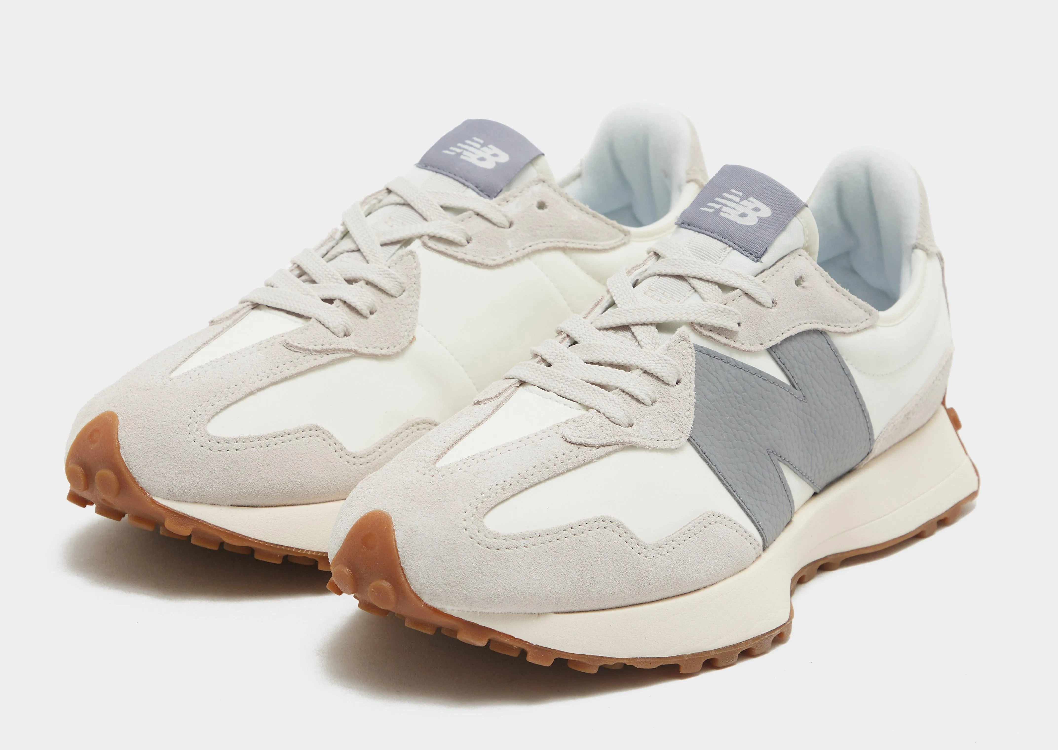 327 Women's outdoor - ready