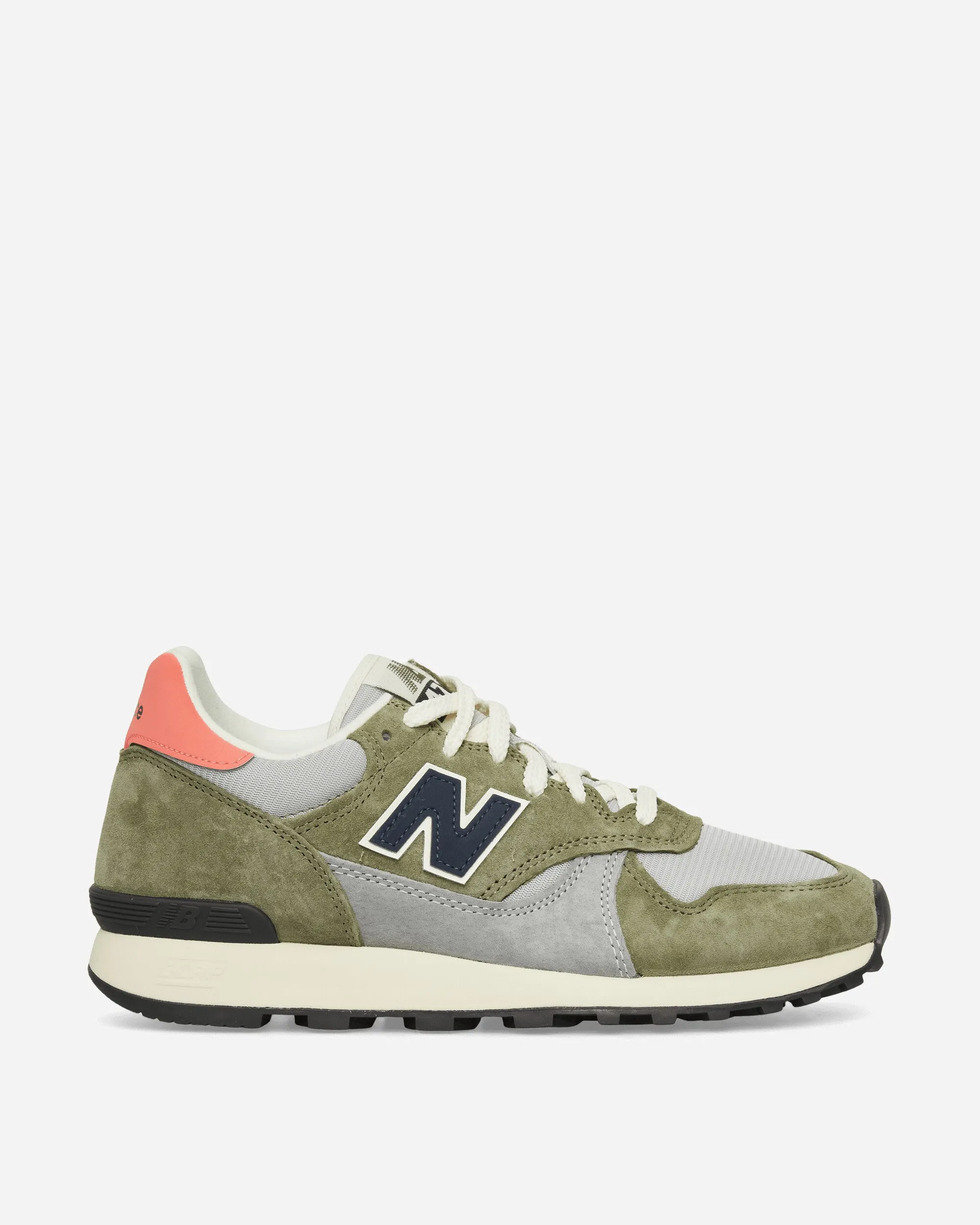 475 Sneakers Dark Olivine / Raincloud / Drift Red Comfort Fit Technology