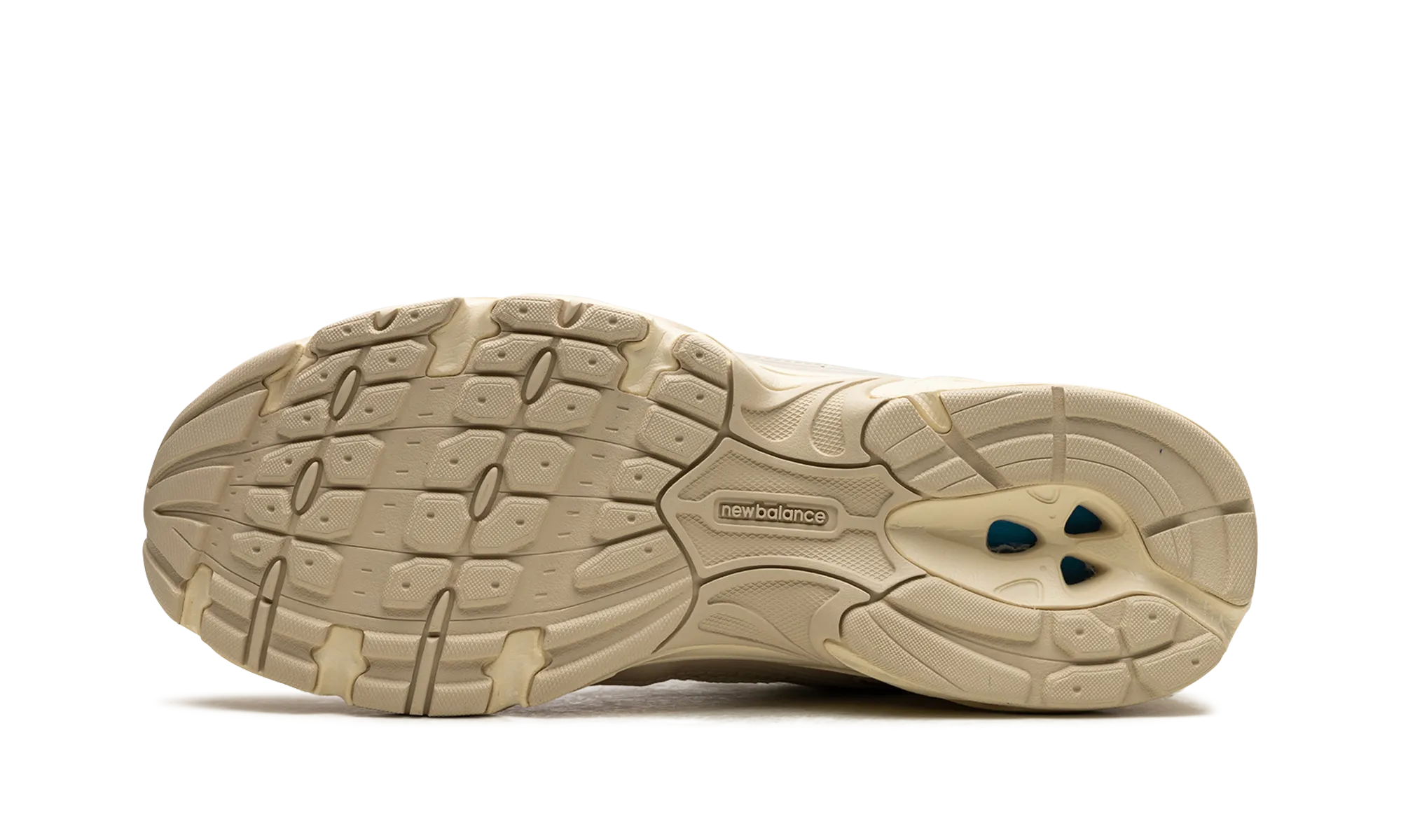 530 "Beige / Angora" Textured PU midsole