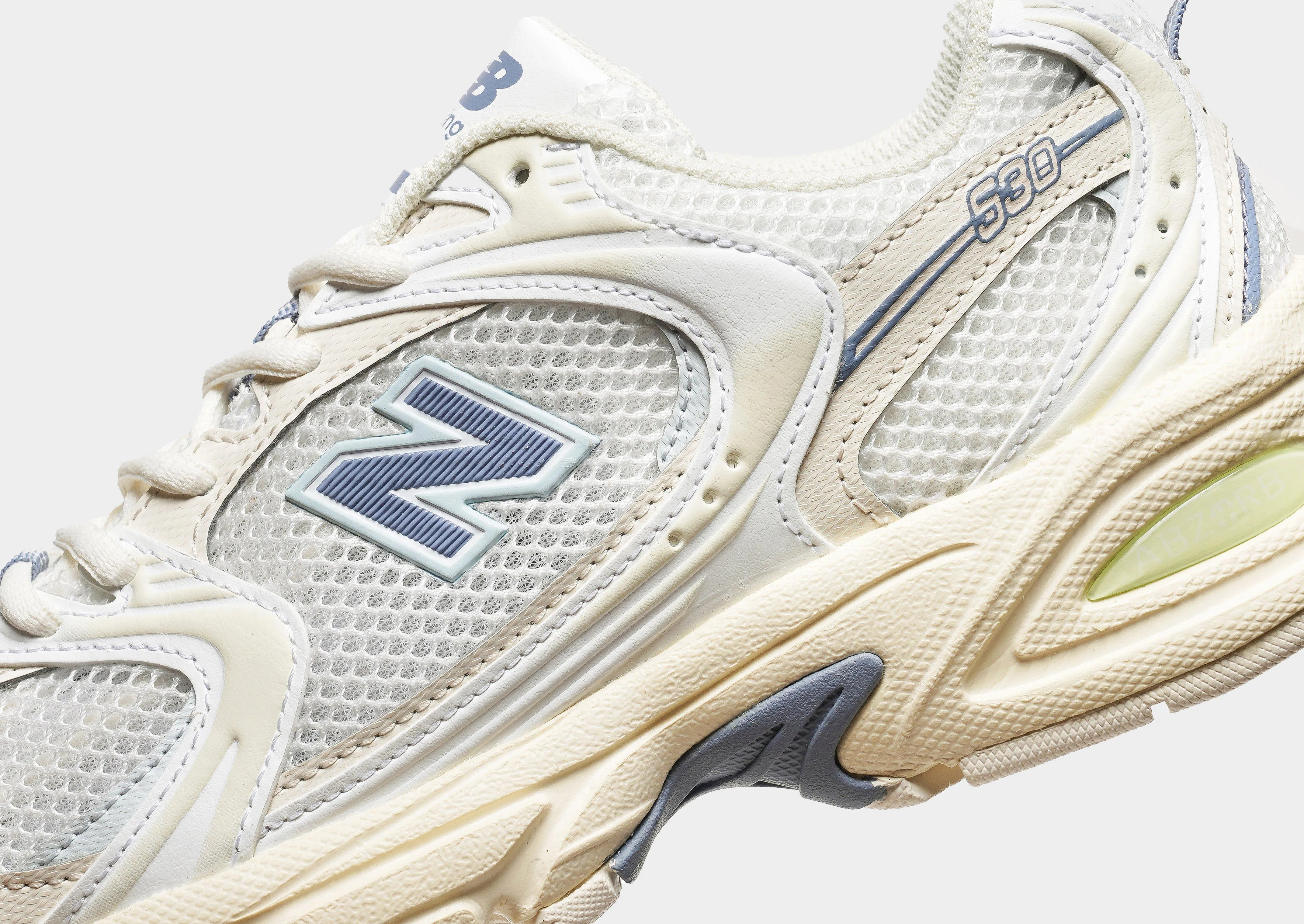 530 Women's toe box roomy forefoot - support running option