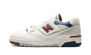 550 "Sea Salt Relic Brown" running with a zipper closure