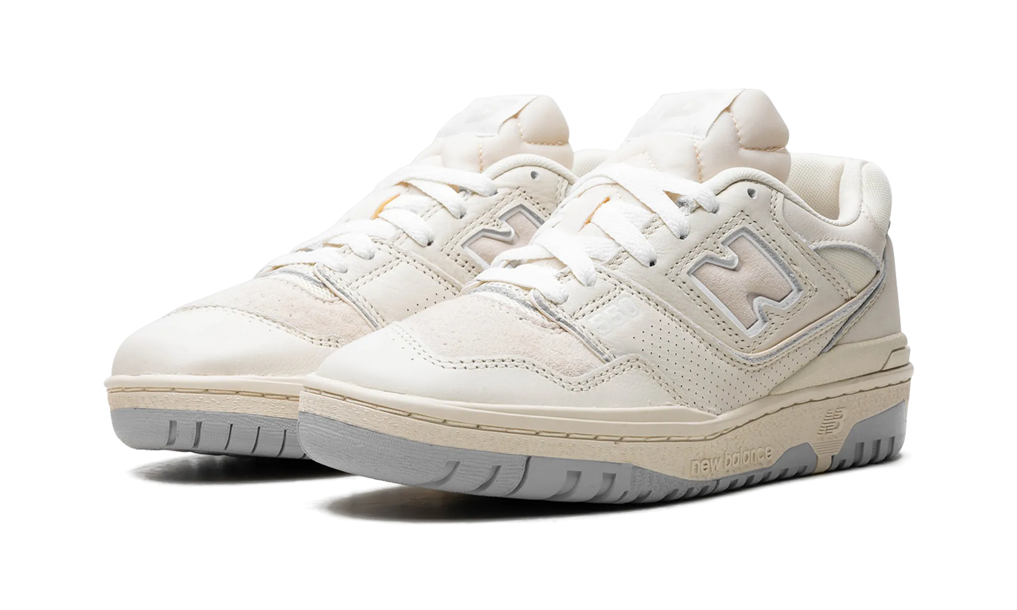 weekend warriors elastic - lacing running shoes 550 "White / Cream"