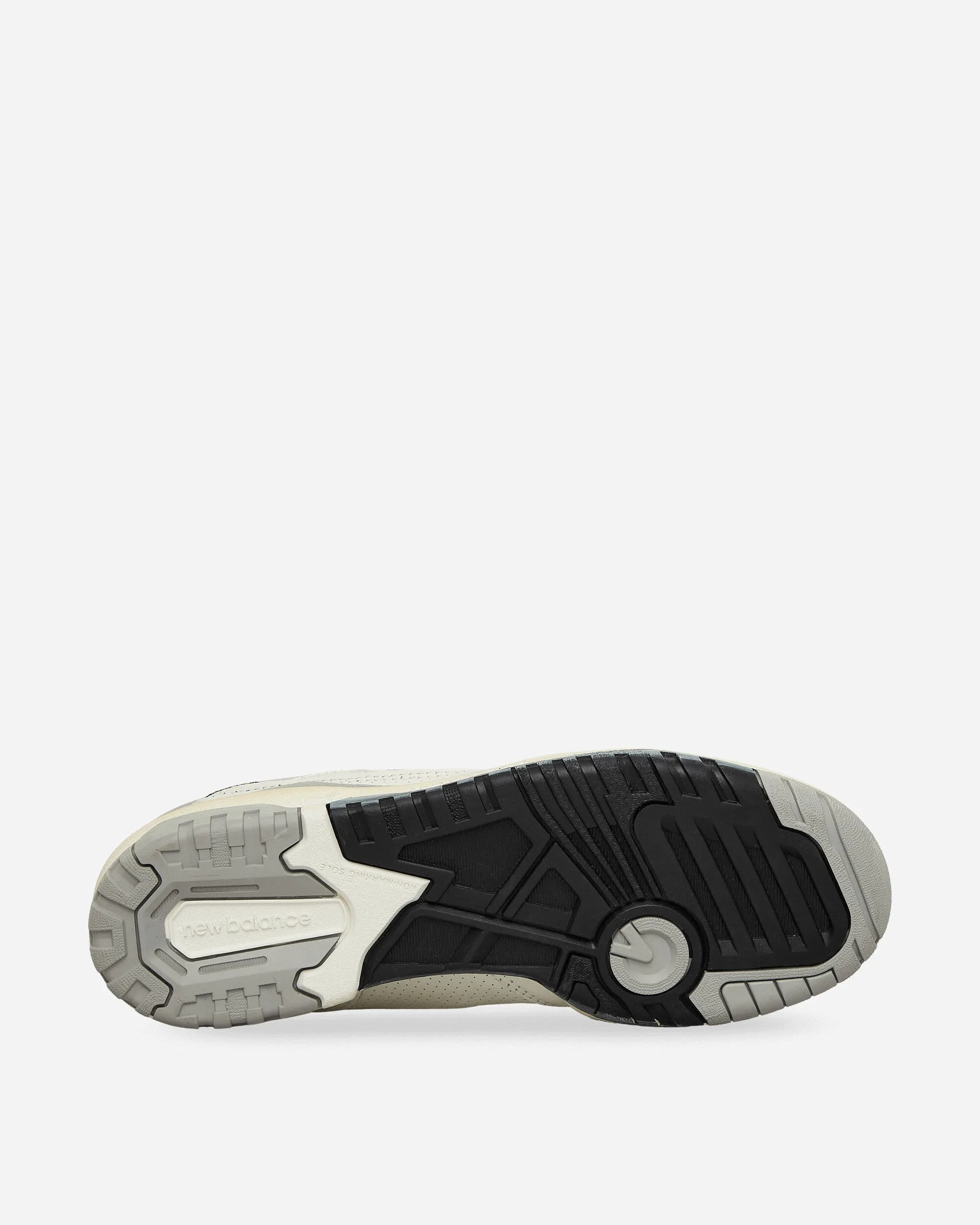 550 Sneakers Off White / Grey Dynamic response Pace Booster
