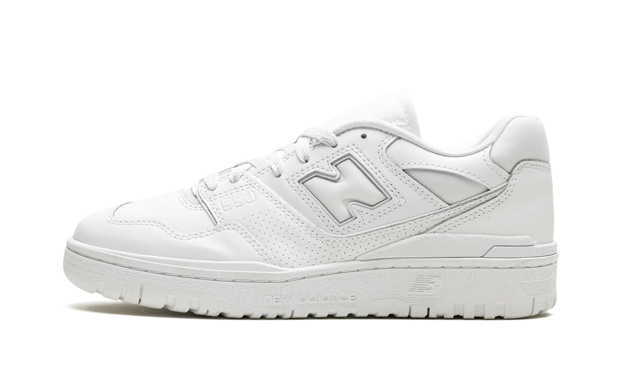 550 WMNS "Triple White" graduation - themed running option
