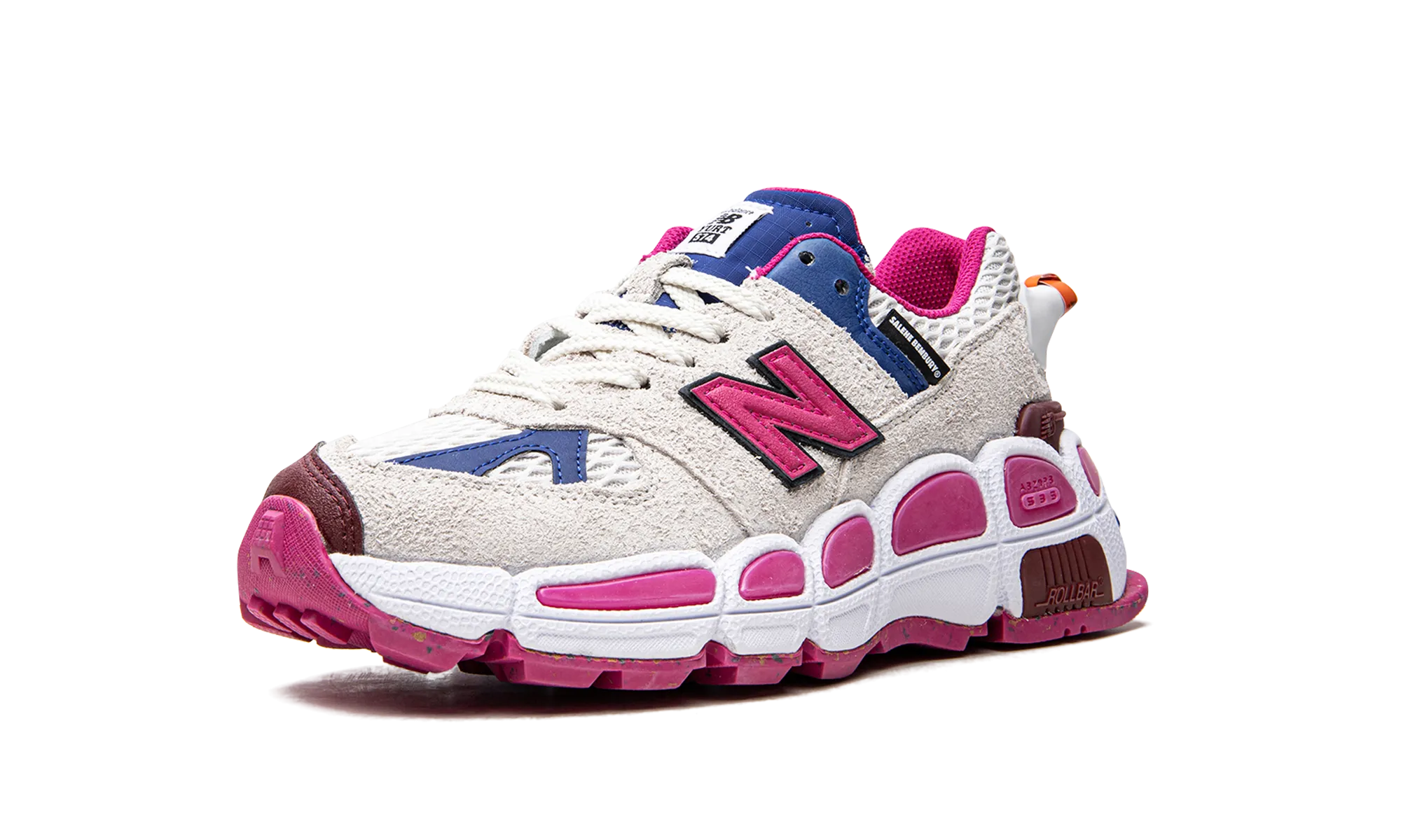 574 "Salehe Bembury - Yurt Pink" weekend running shoes