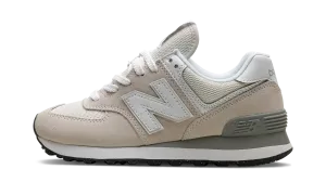 attractively styled 574 WMNS