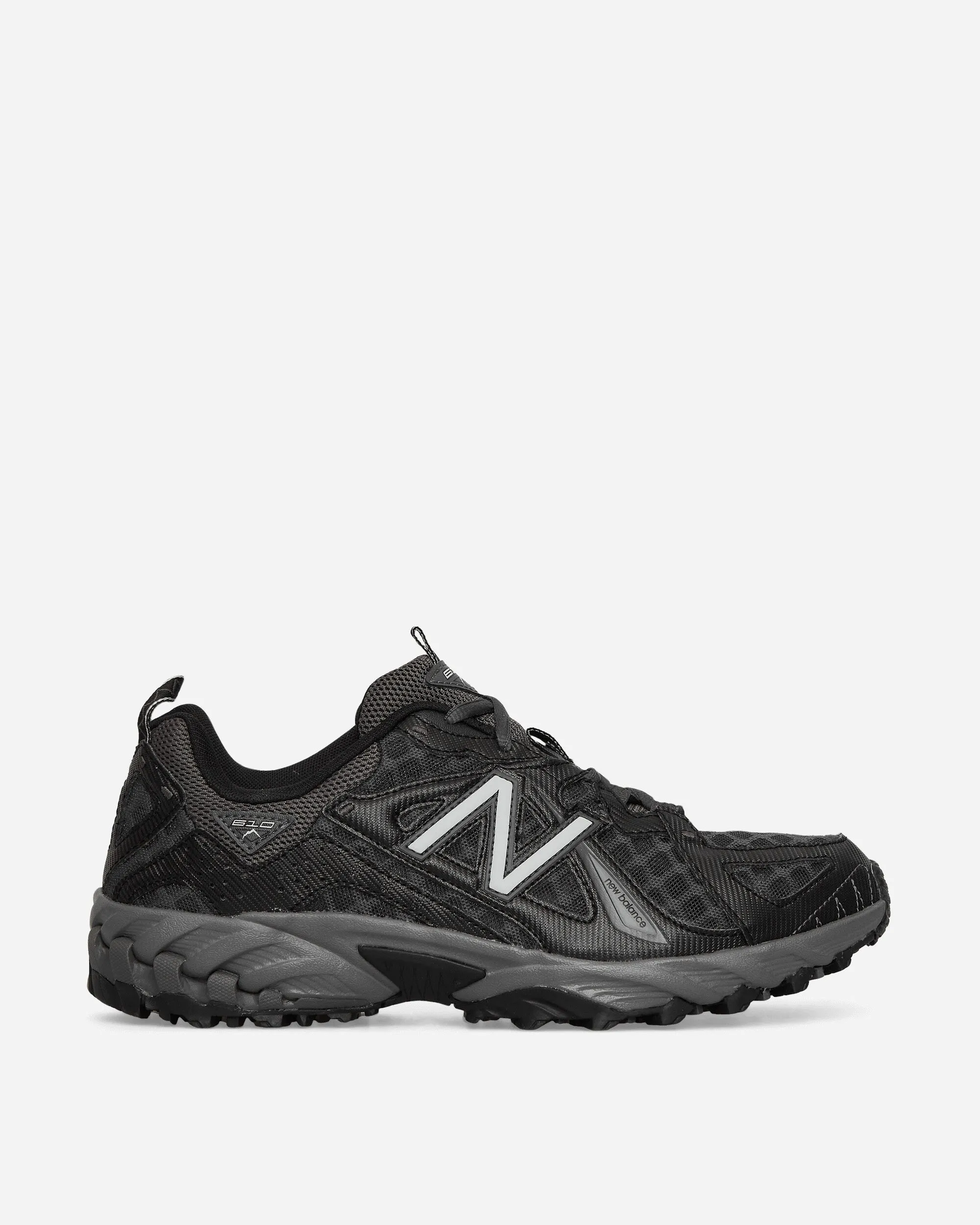 Impact-absorbing fit 610T Sneakers Magnet