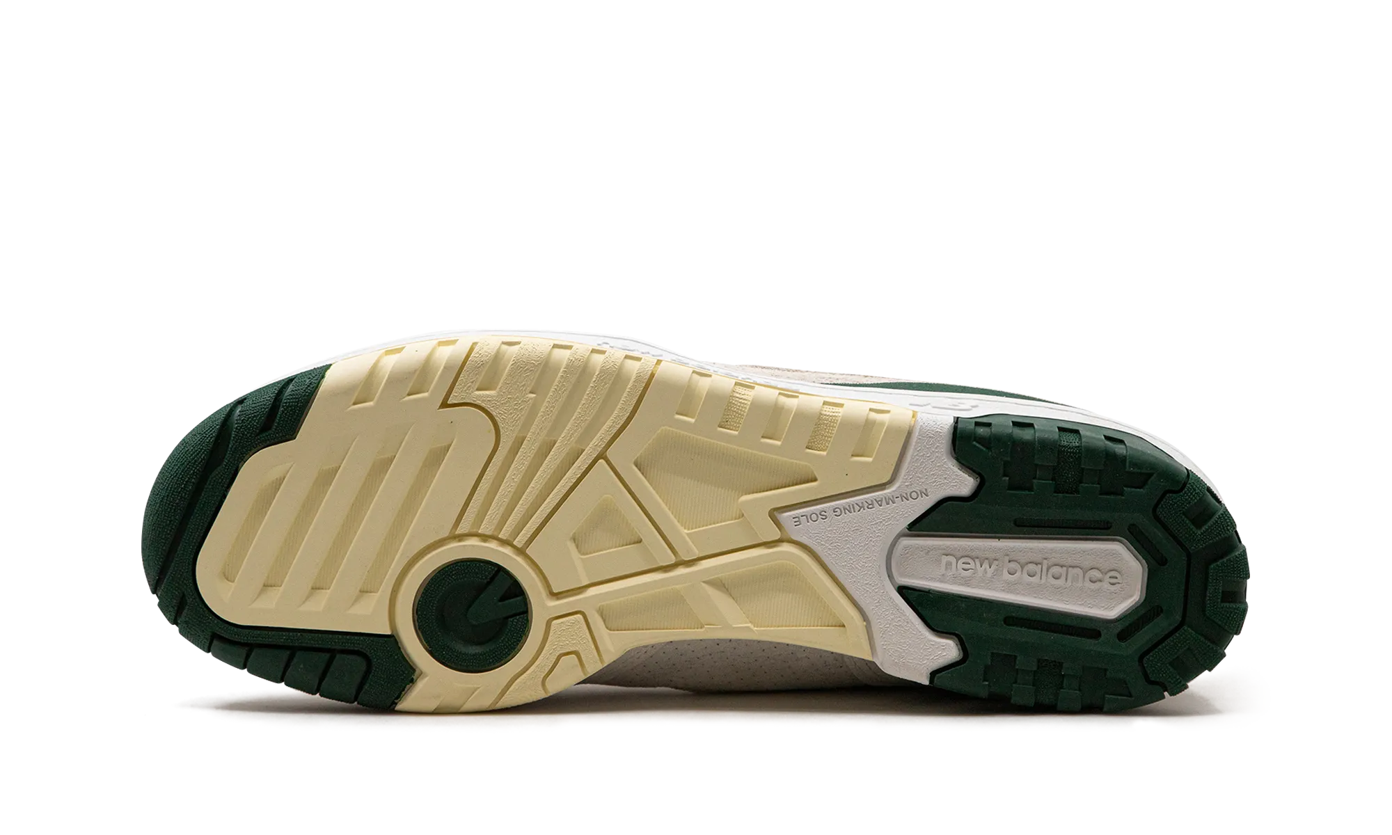 evening - runner 650R "Sea Salt Nightwatch Green"