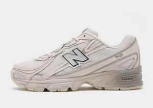 740 grass shoes moisture - management - technology