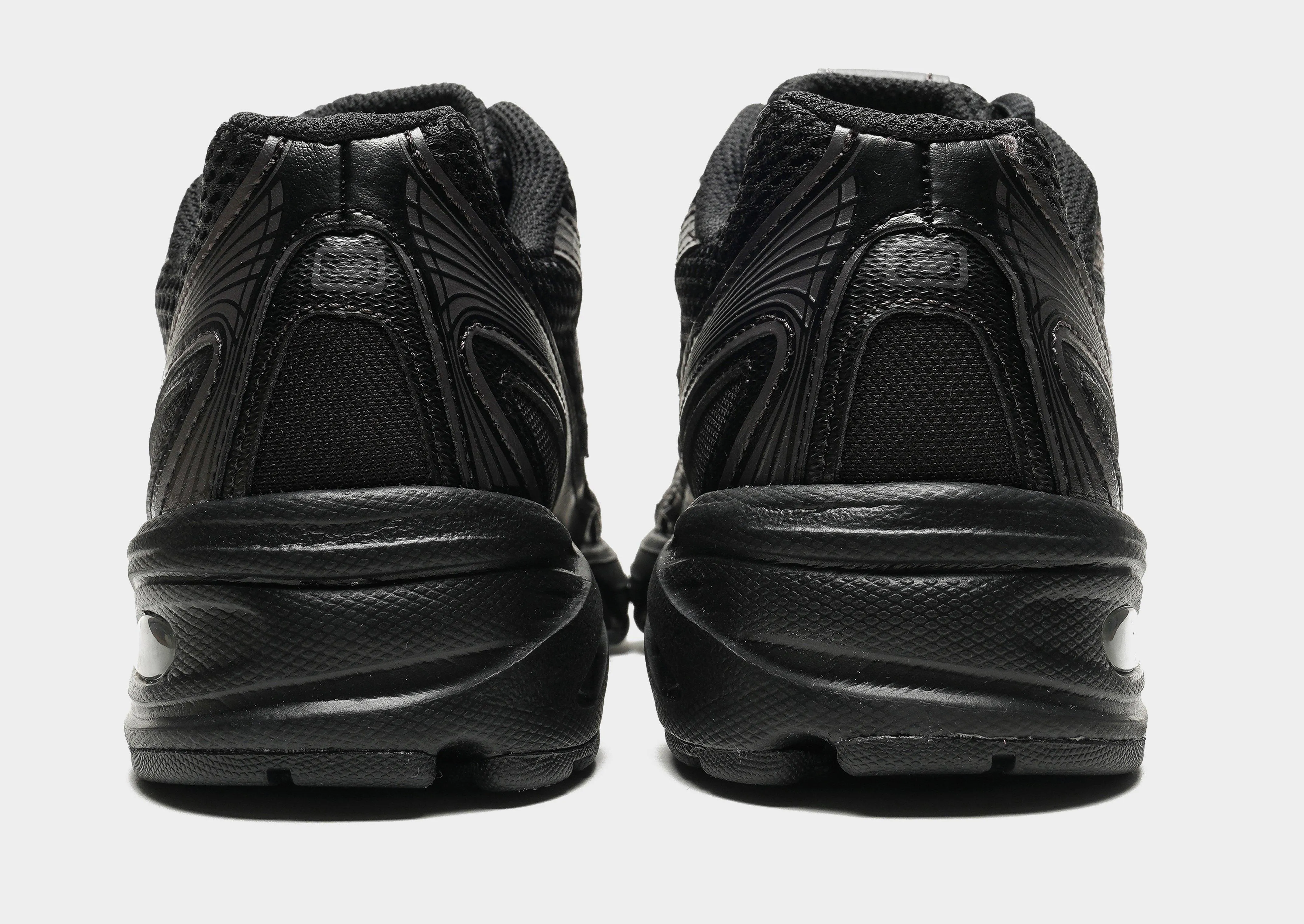 740 Women's anti - odor shoes