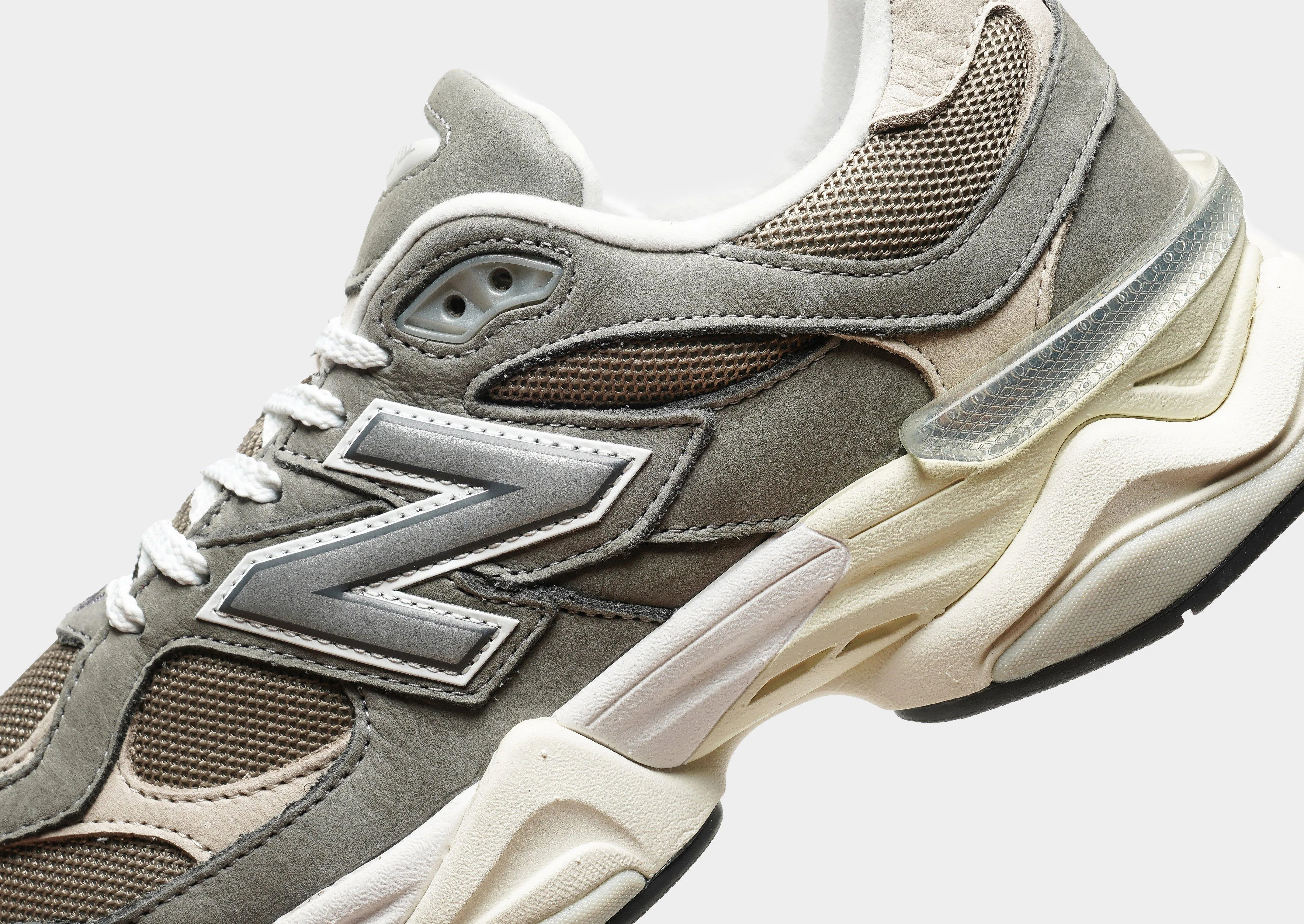 Light On Feet 9060