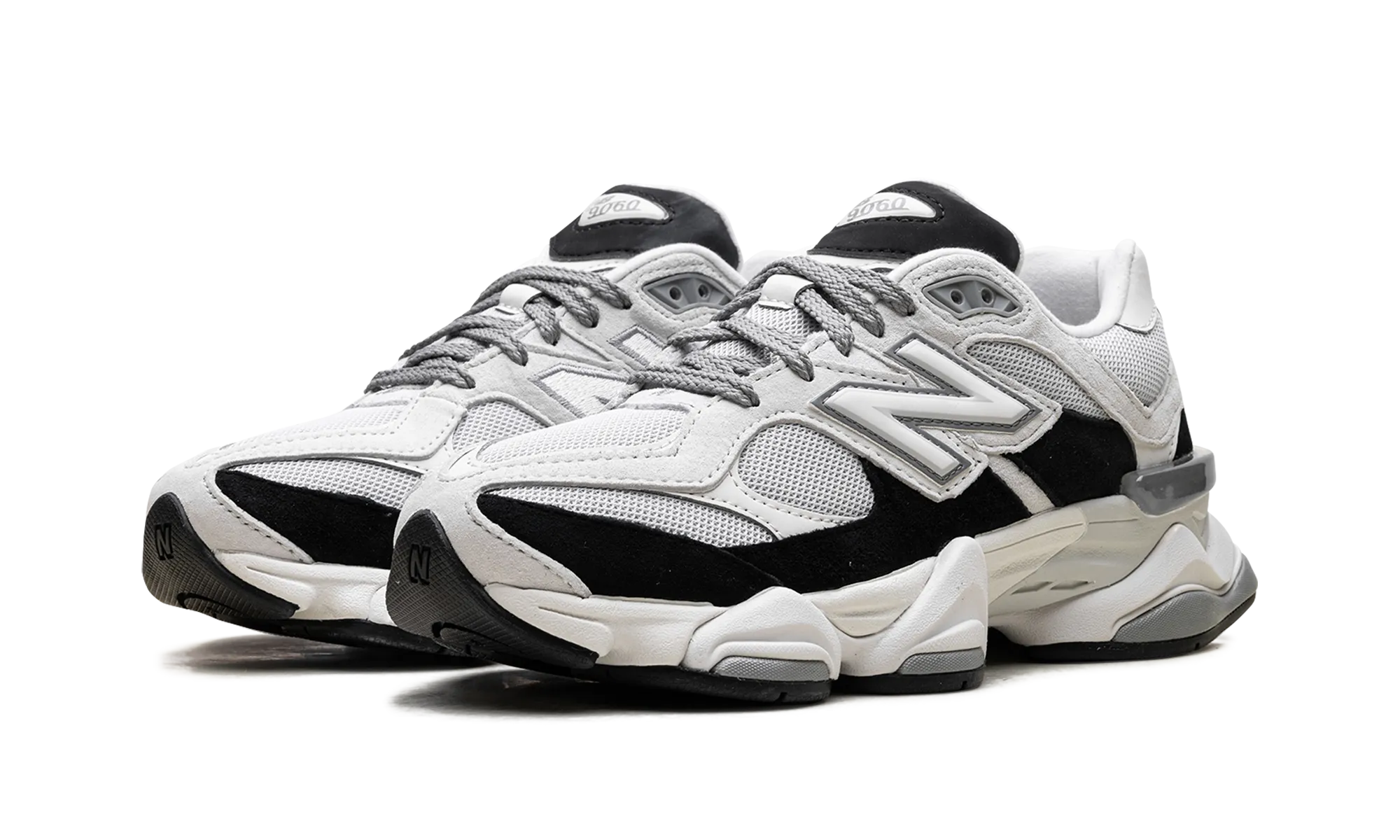 9060 "Grey Jet Black" Low Impact stain - resistant running wear