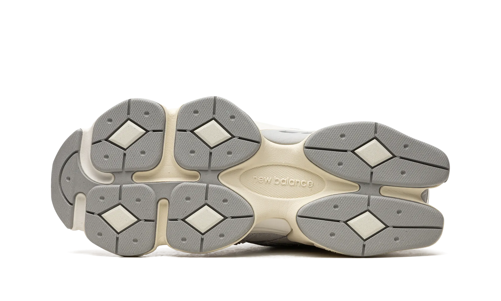 running in a racecourse 9060 "Quartz Grey"