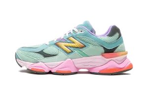 9060 "Sage Leaf/ Neo Flame" Fila Trainer Well Fitted