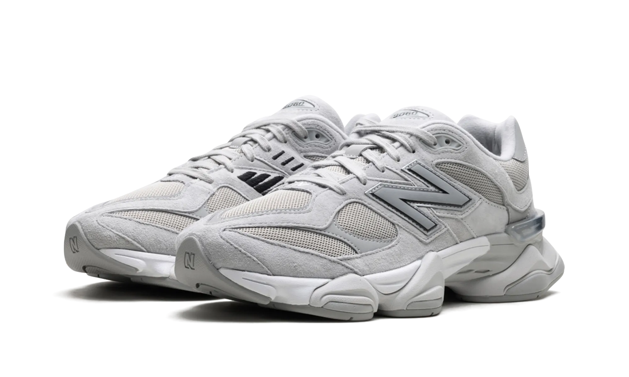 9060 "Silver Metallic Grey" low - top mobility