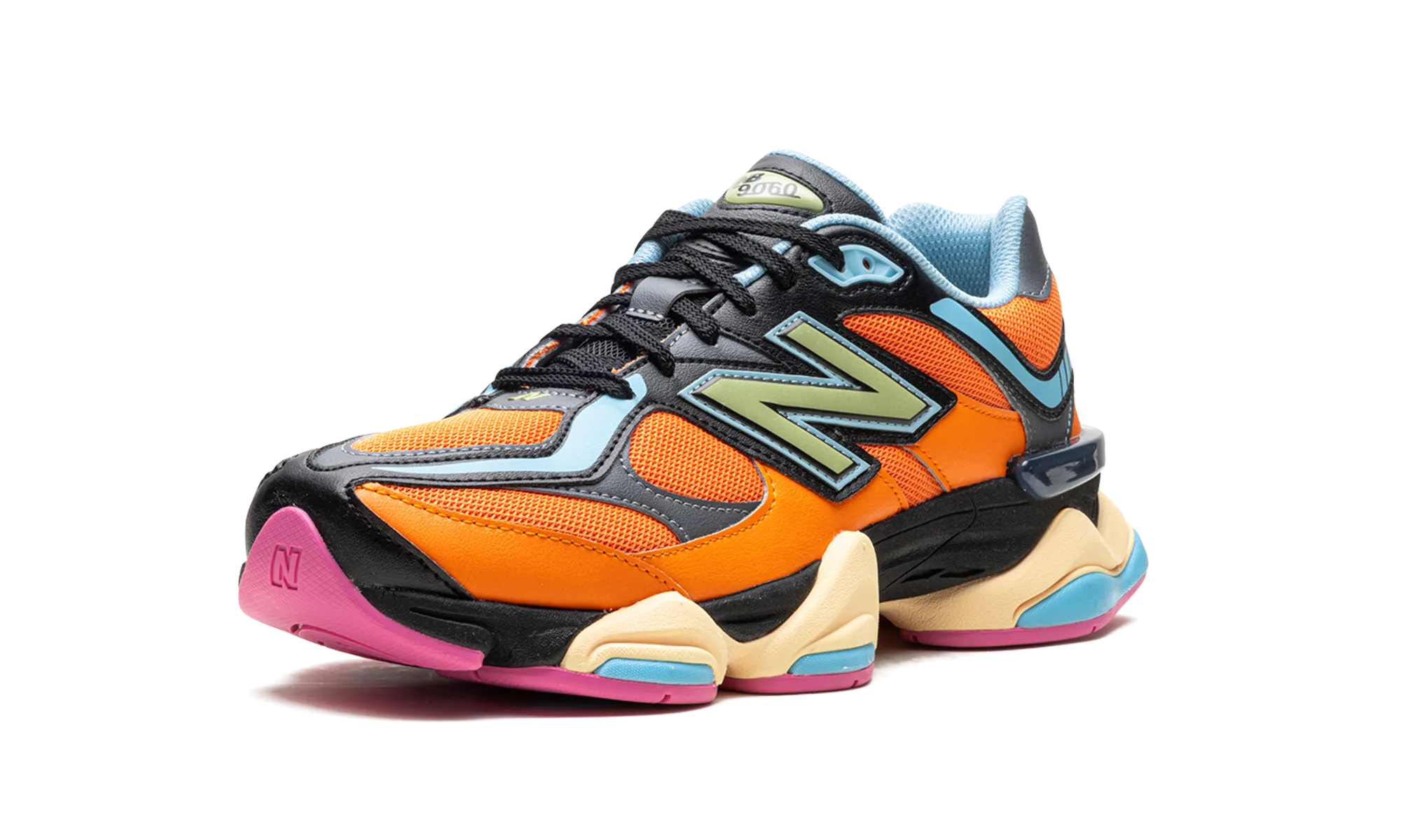 9060 "Sun Glow" running in a mesa area shoes social interaction