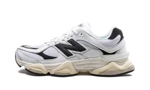 9060 "White / Black" CloudTec