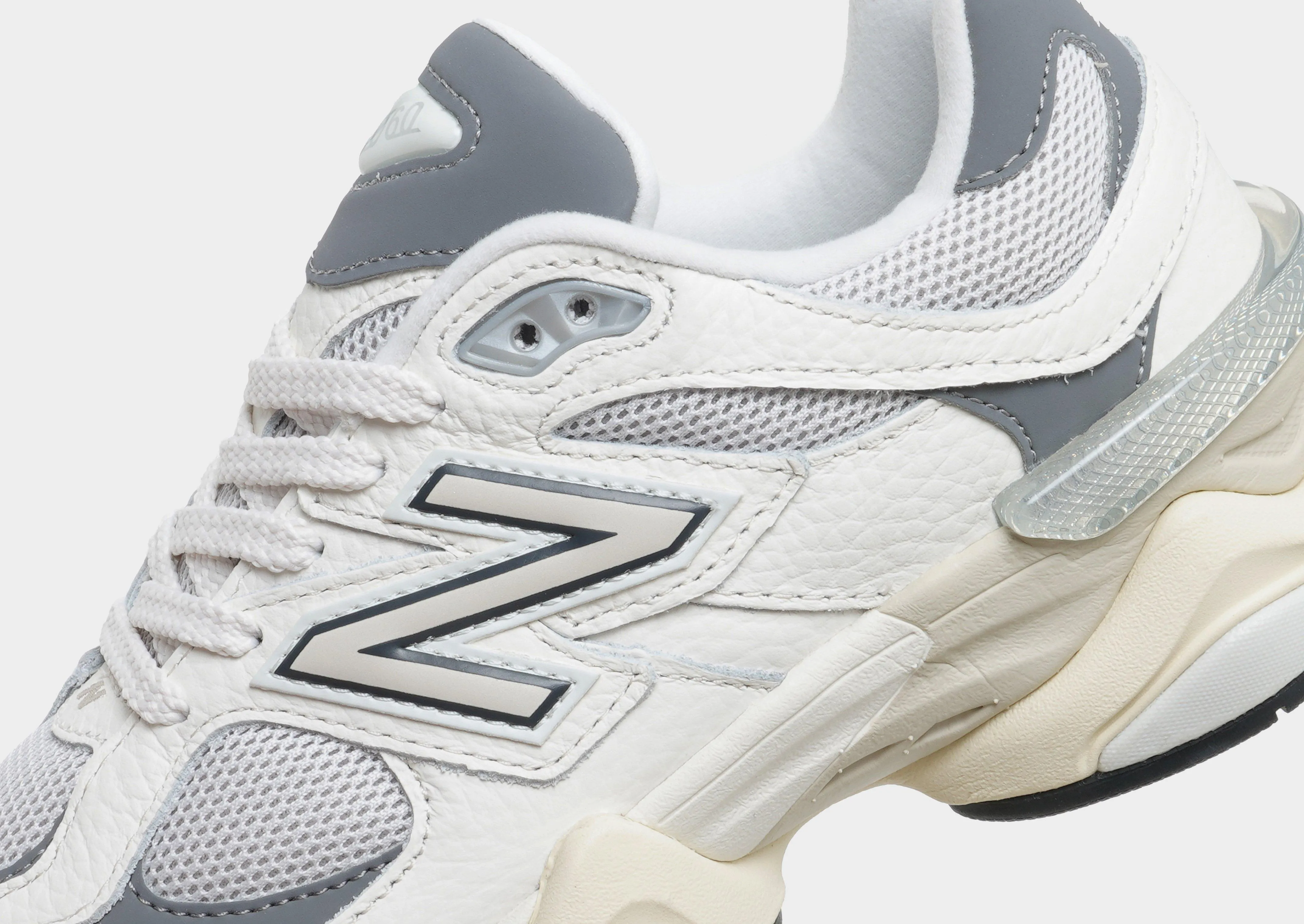 LaceAdjustment Toe box 9060