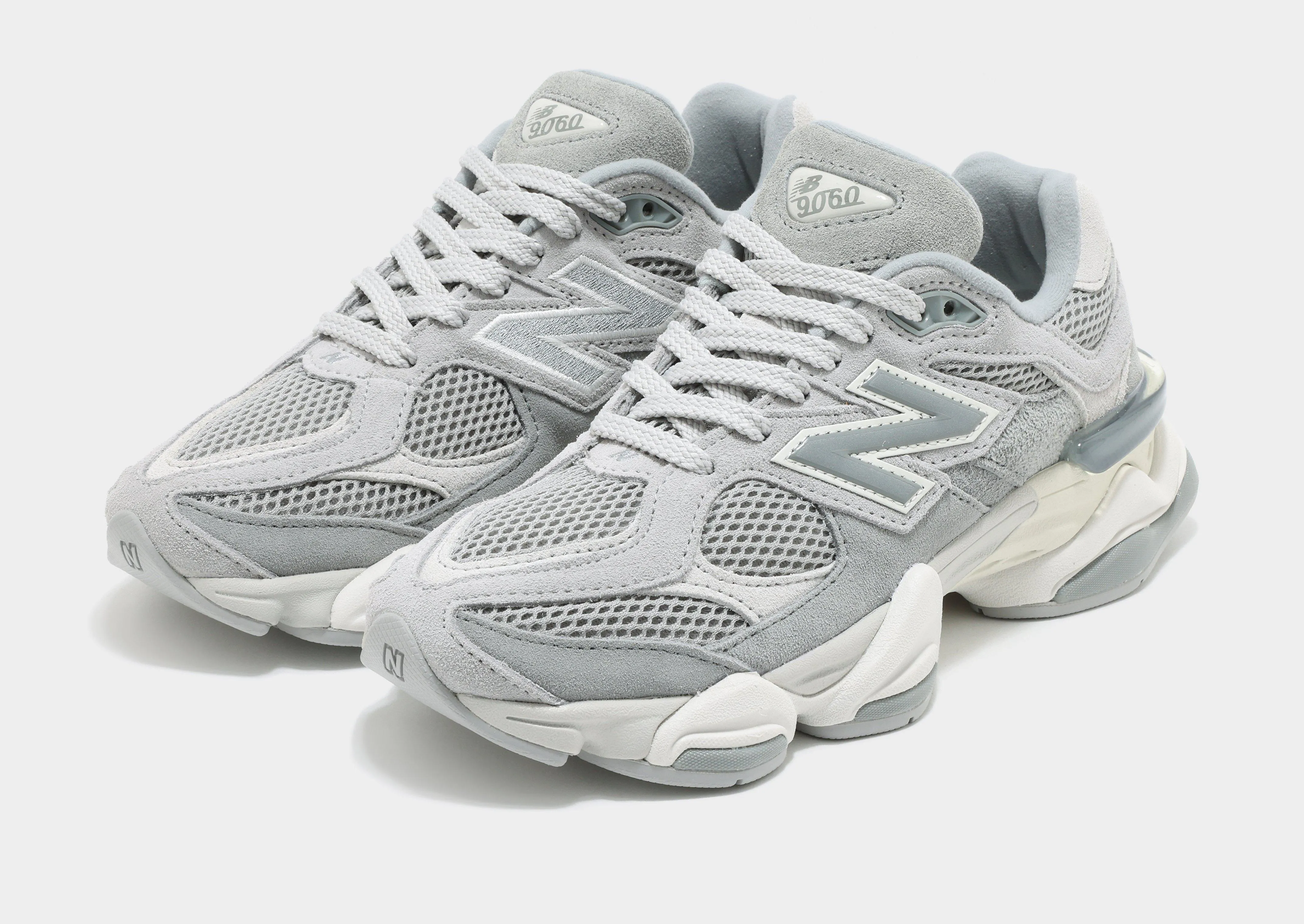 9060 Women's Multi-color combination