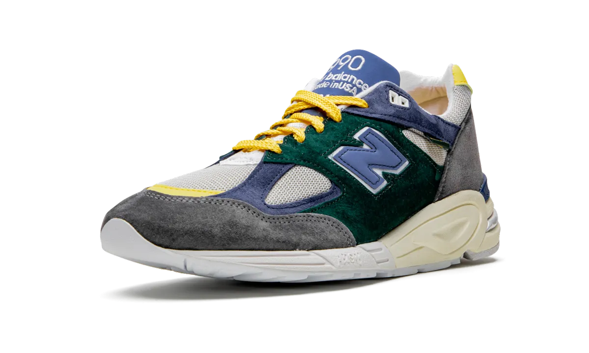 Foldable Design 990 V2 "Aime Leon Dore"