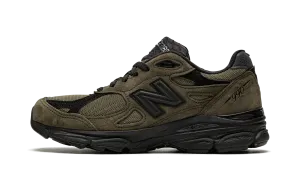 990 V3 "JJJJound - Brown" running with socks