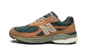 990v3 "Made in USA - Tan / Green" cork insole shoes
