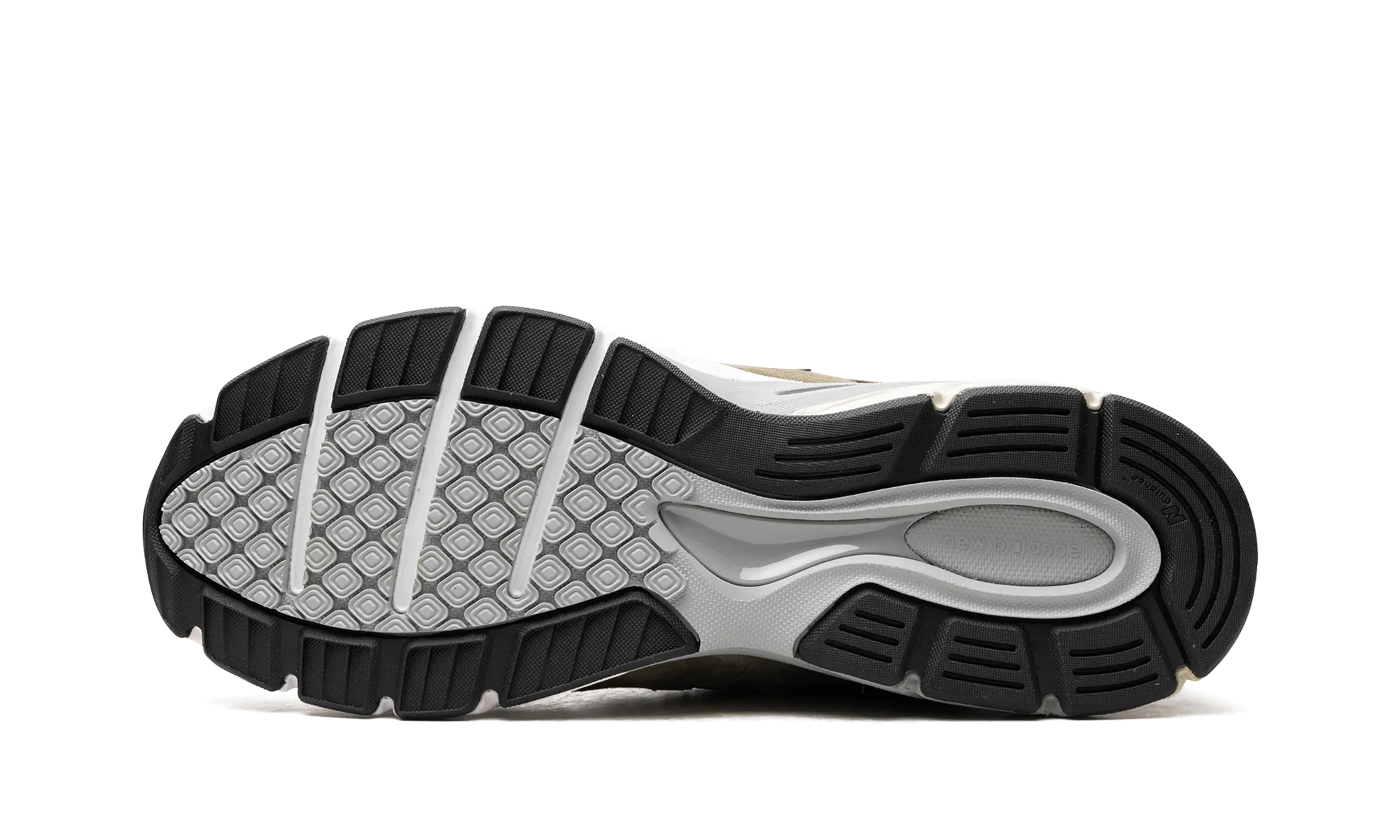 990v4 "Aime Leon Dore - Made in USA - True Camo" professional runner Slow running