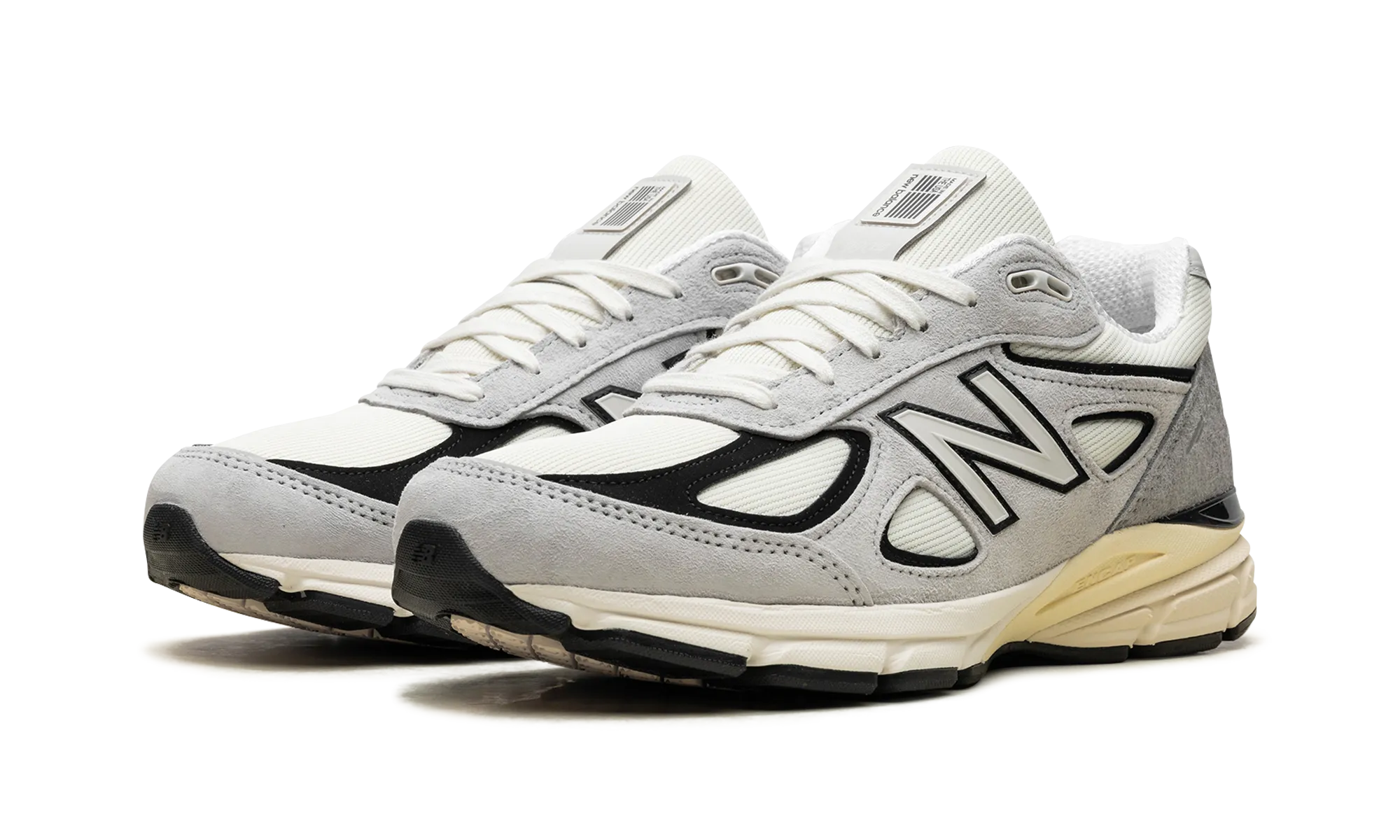 990v4 "Made in USA - Grey / Black" sprinters' shoes