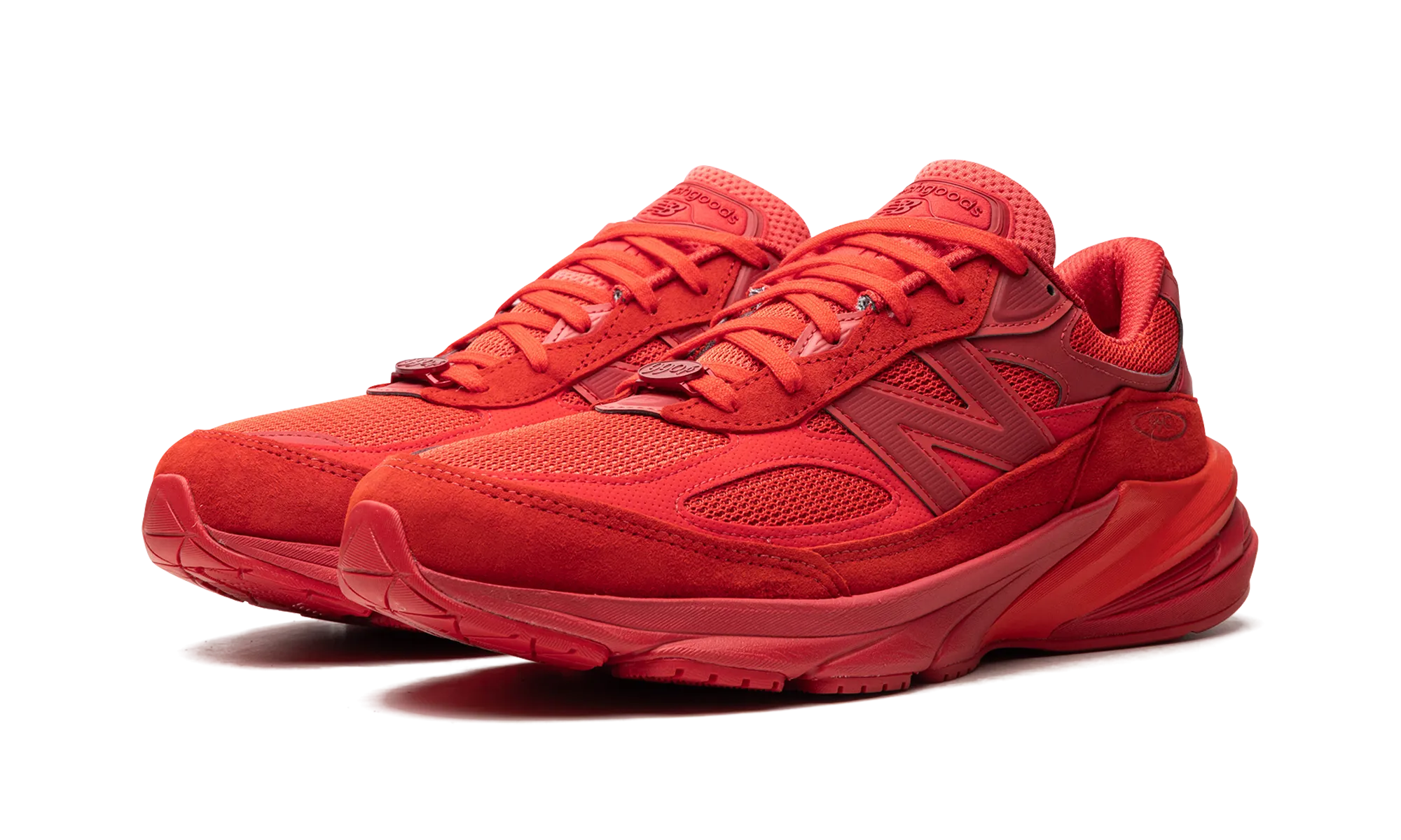 990v6 "Joe Freshgoods - Paris Red" running clubs non - competitive