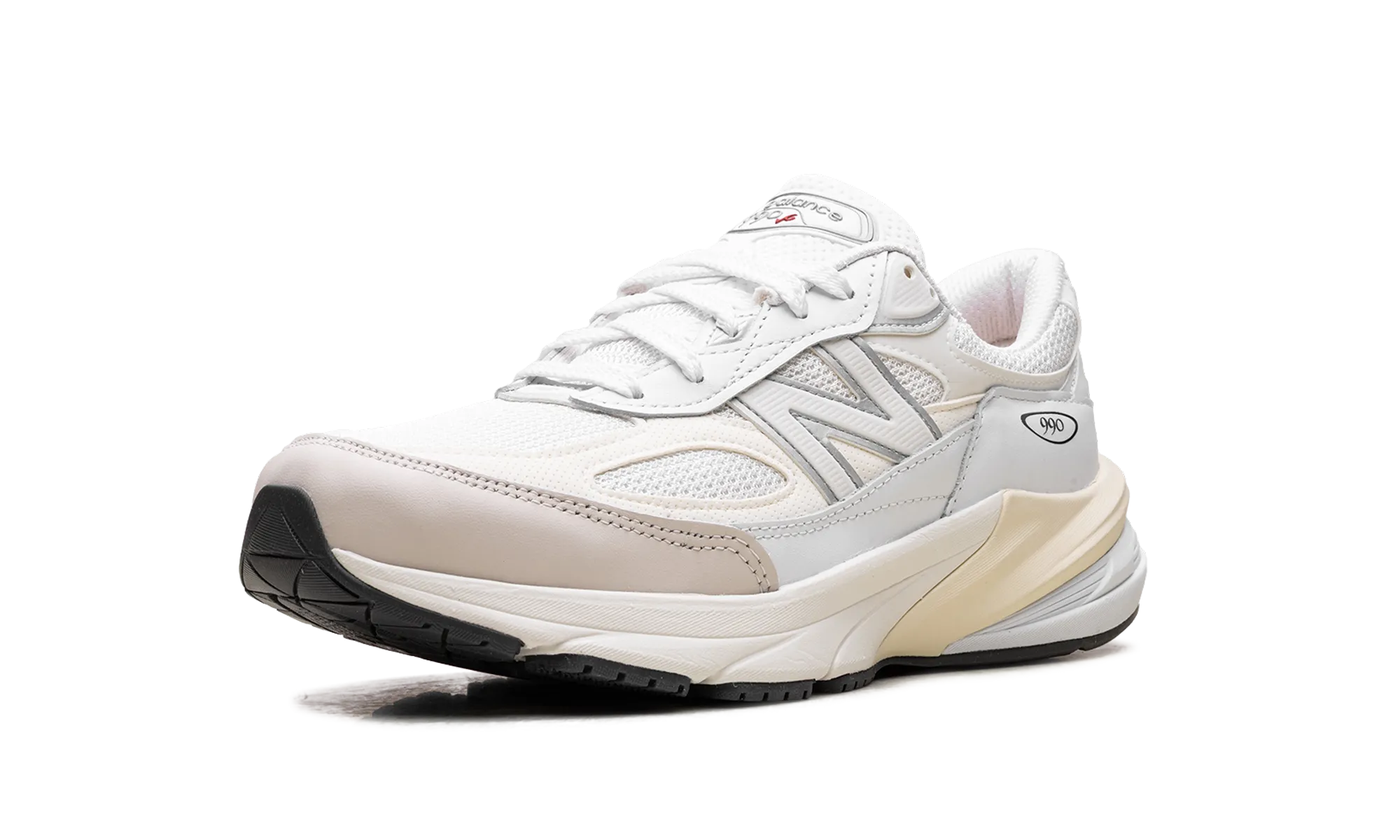running with a reflector 990v6 "Made in USA - White Sea Salt"