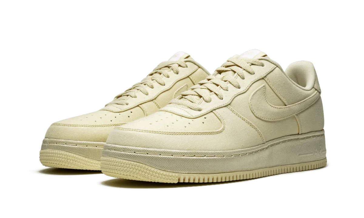 Air Force 1 '07 "NYC Edition: Procell" Sporty Look