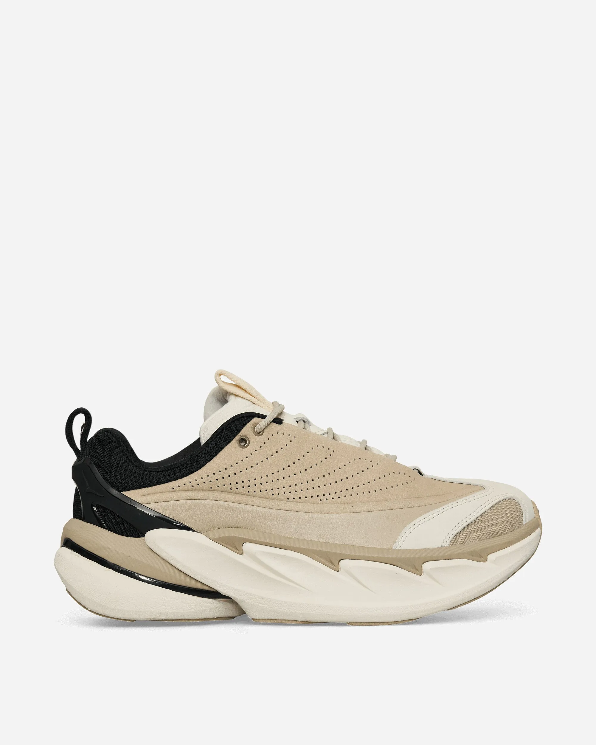 Lightweight Cushion Elevon X Sneakers Alabaster / Rawlinen