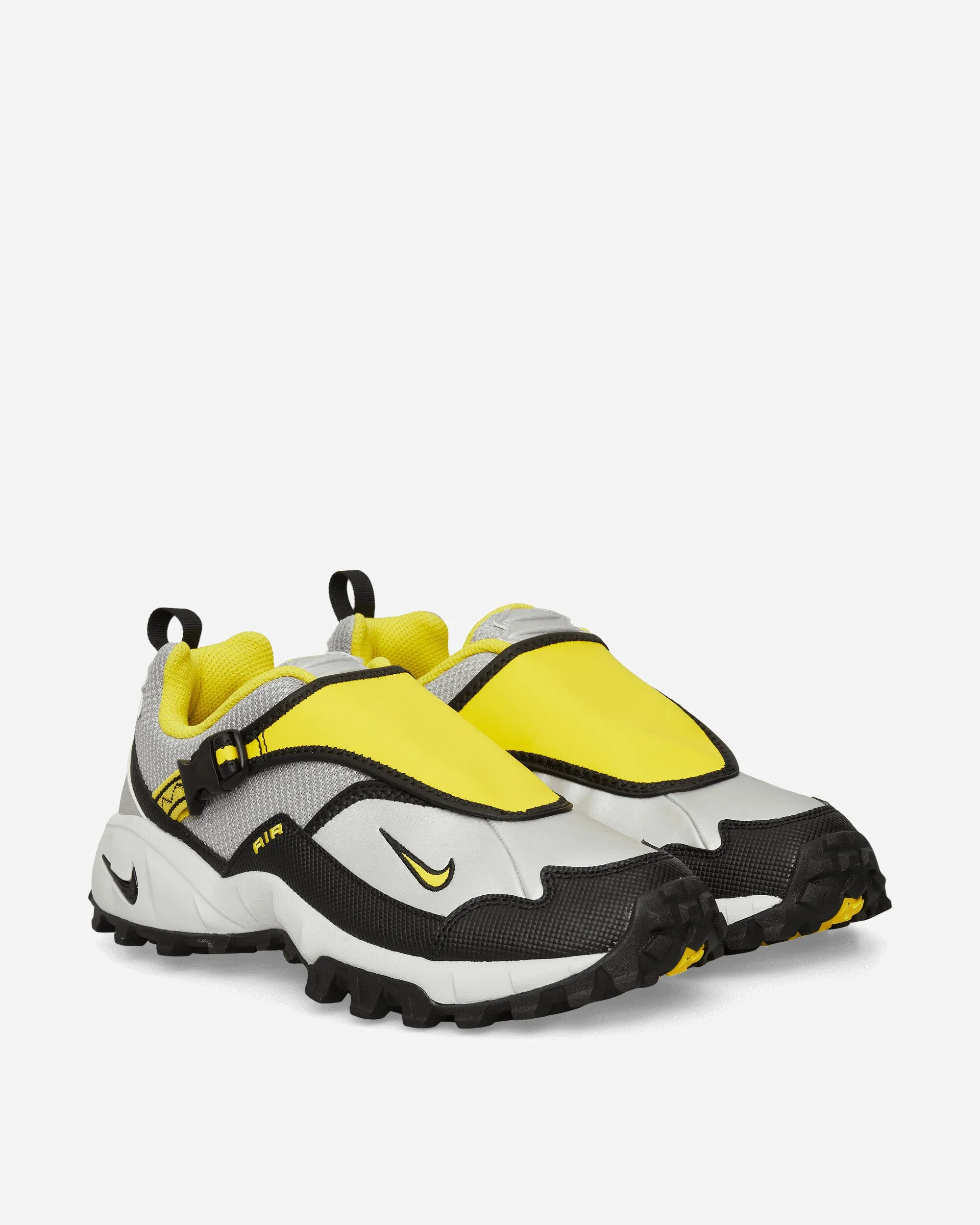 Recycled Rubber Outsole Precision fit ACG Phassad Sneakers Black / Yellow Zest