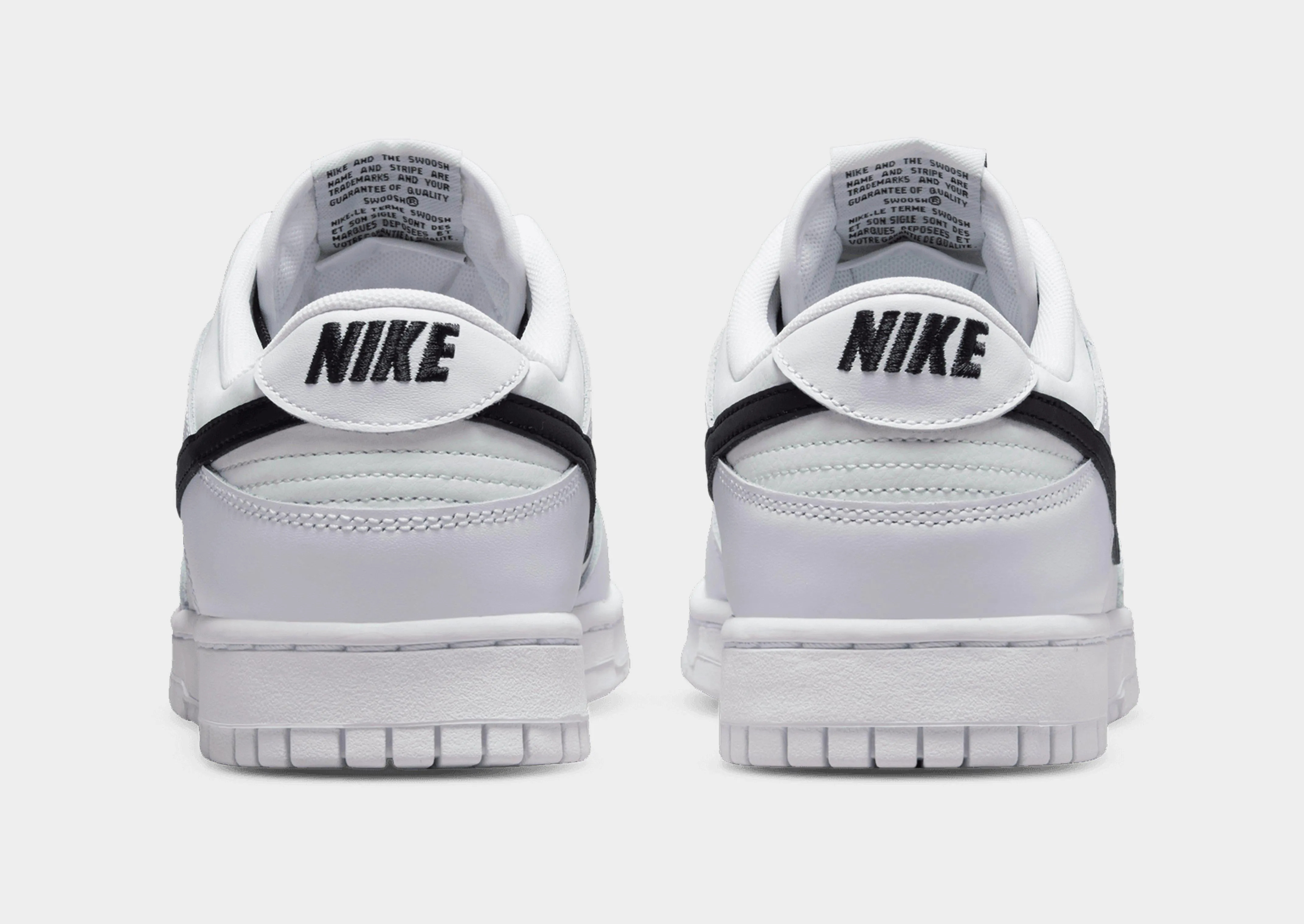 Dunk Low Retro Step Control