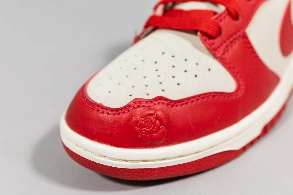 Flexible Sole Mid Top Style Women's Nike Dunk Low 'Roses'