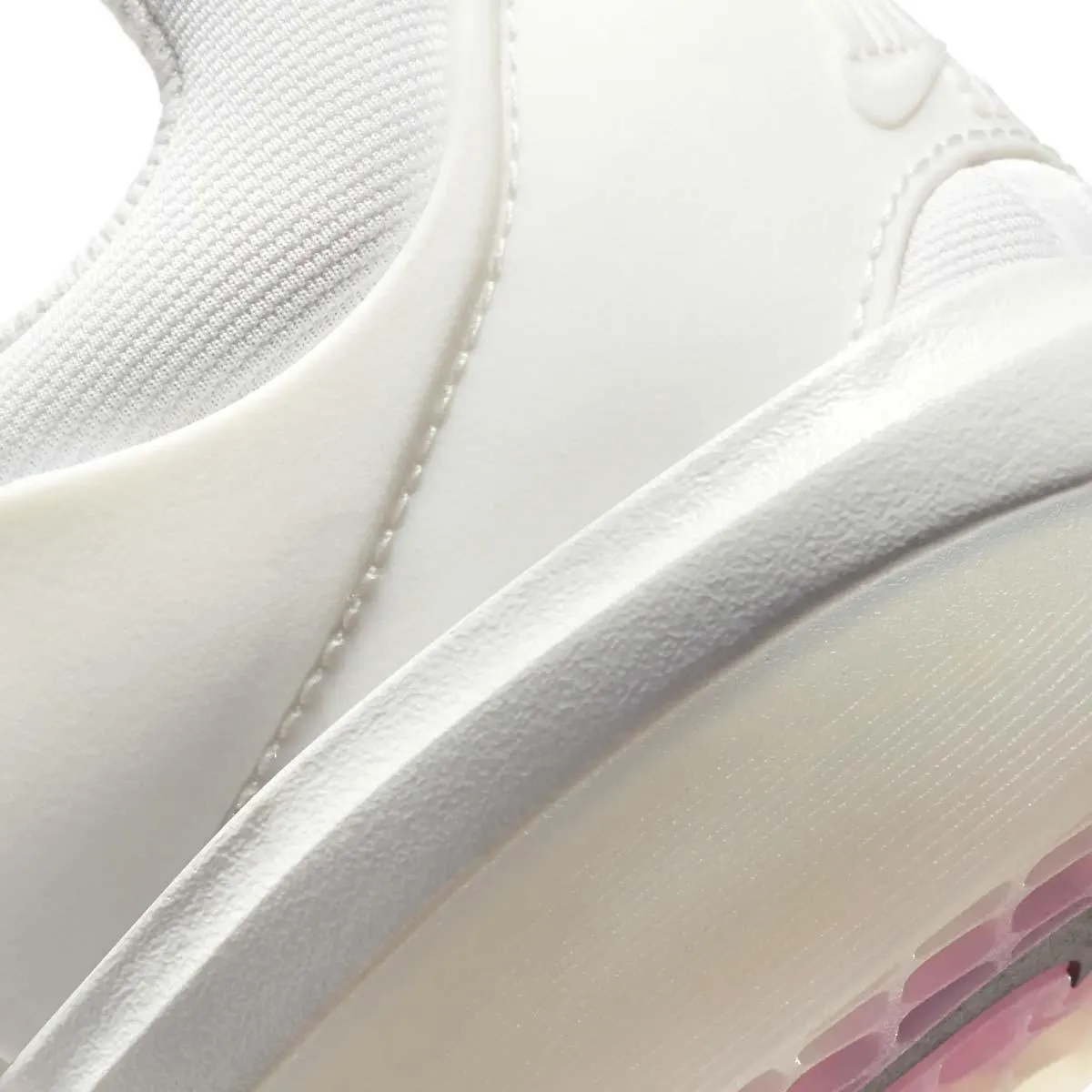 Zoom Nyjah 3 'Summit White' dancers Sculpted materials