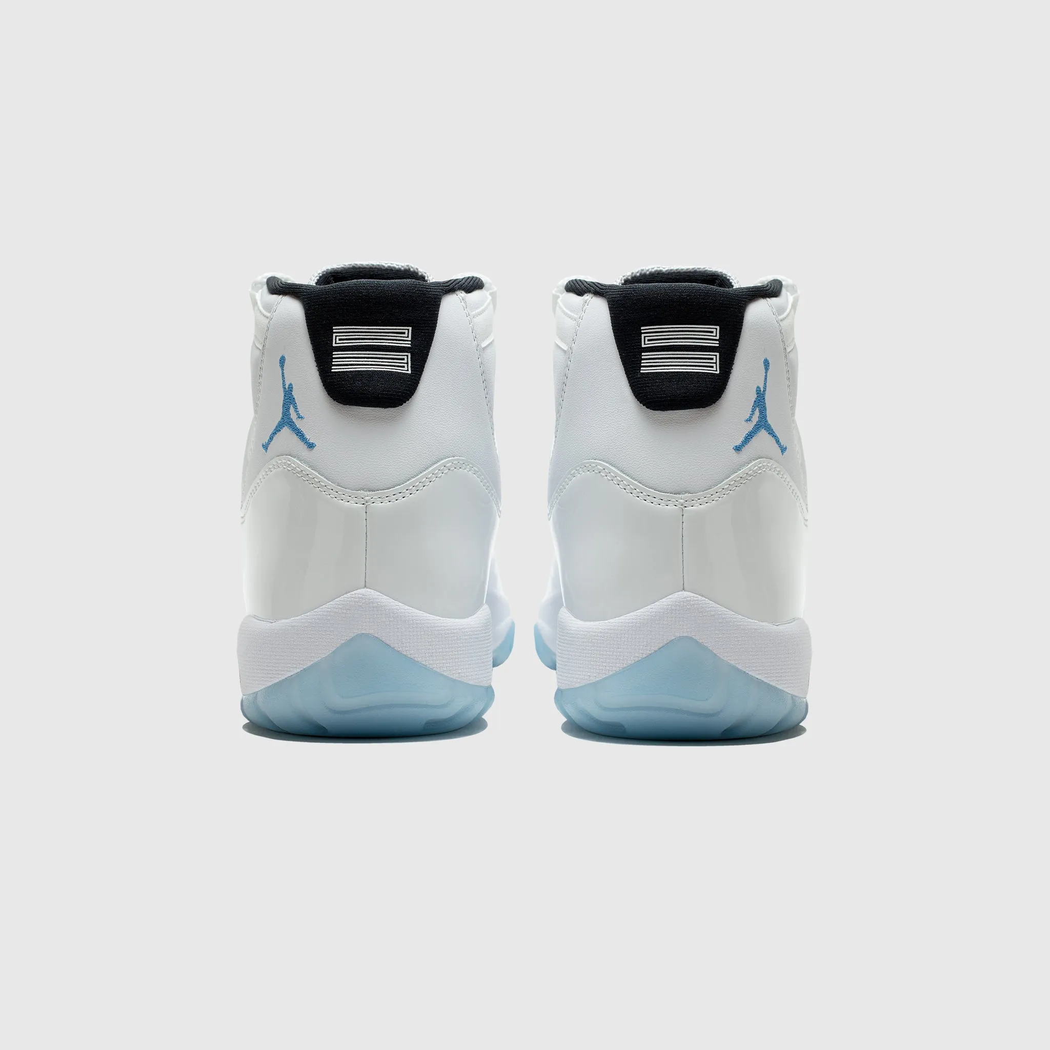 Comfort support AIR JORDAN 11 RETRO "LEGEND BLUE"