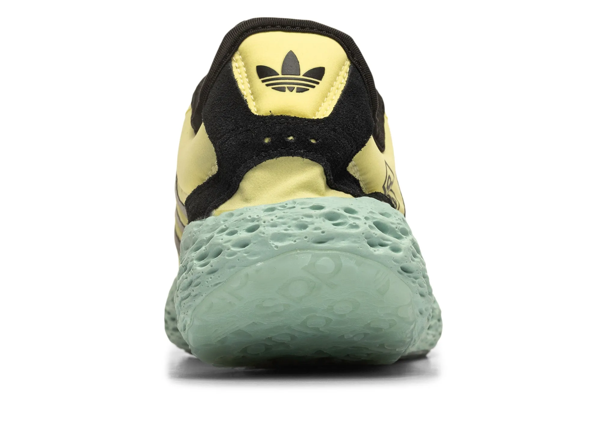 Cosmic Glow Adidas Zponge