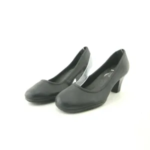 Signature Look AEROSOLES HEEL REST