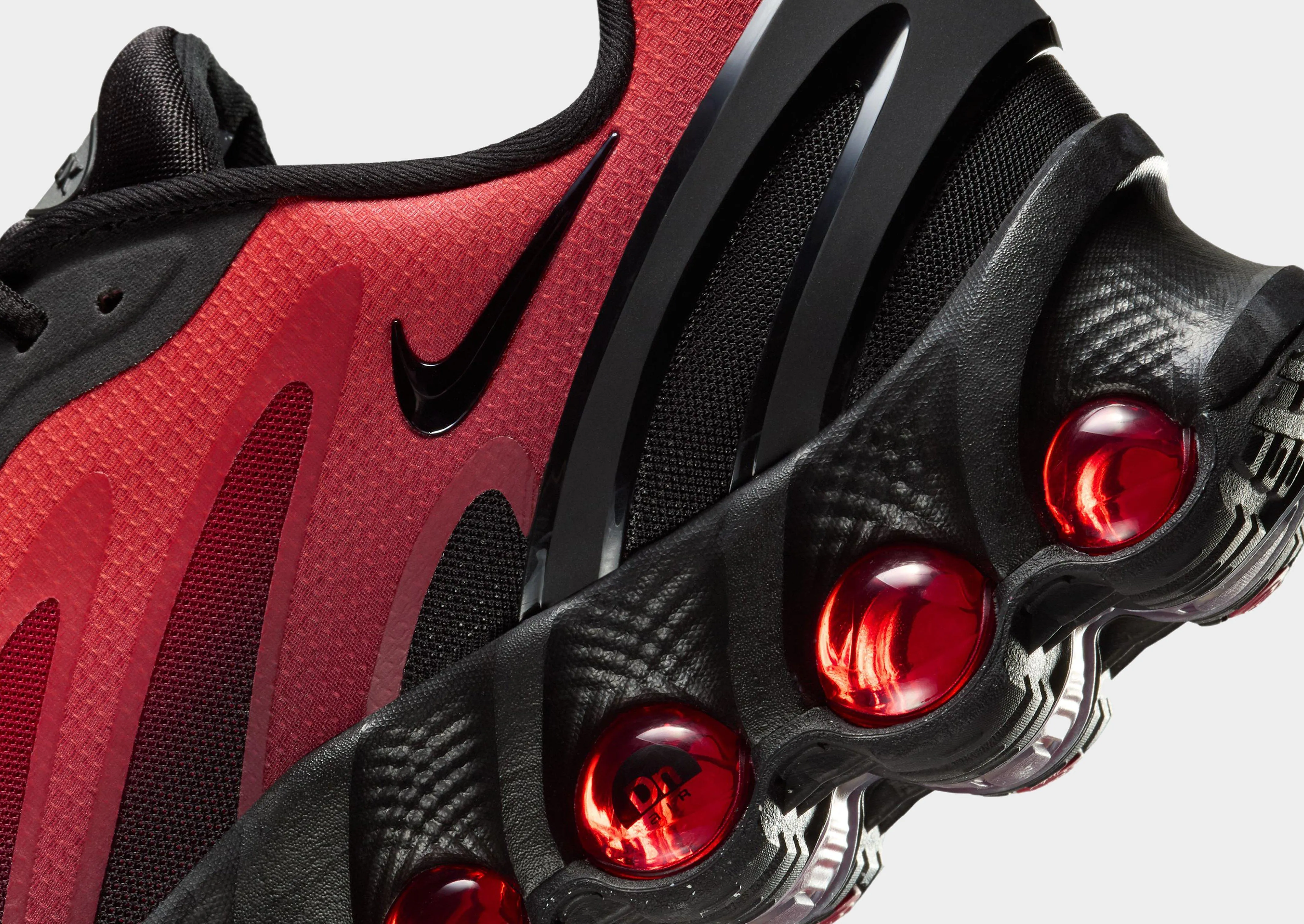 Air Max DN8 Versatile Grip