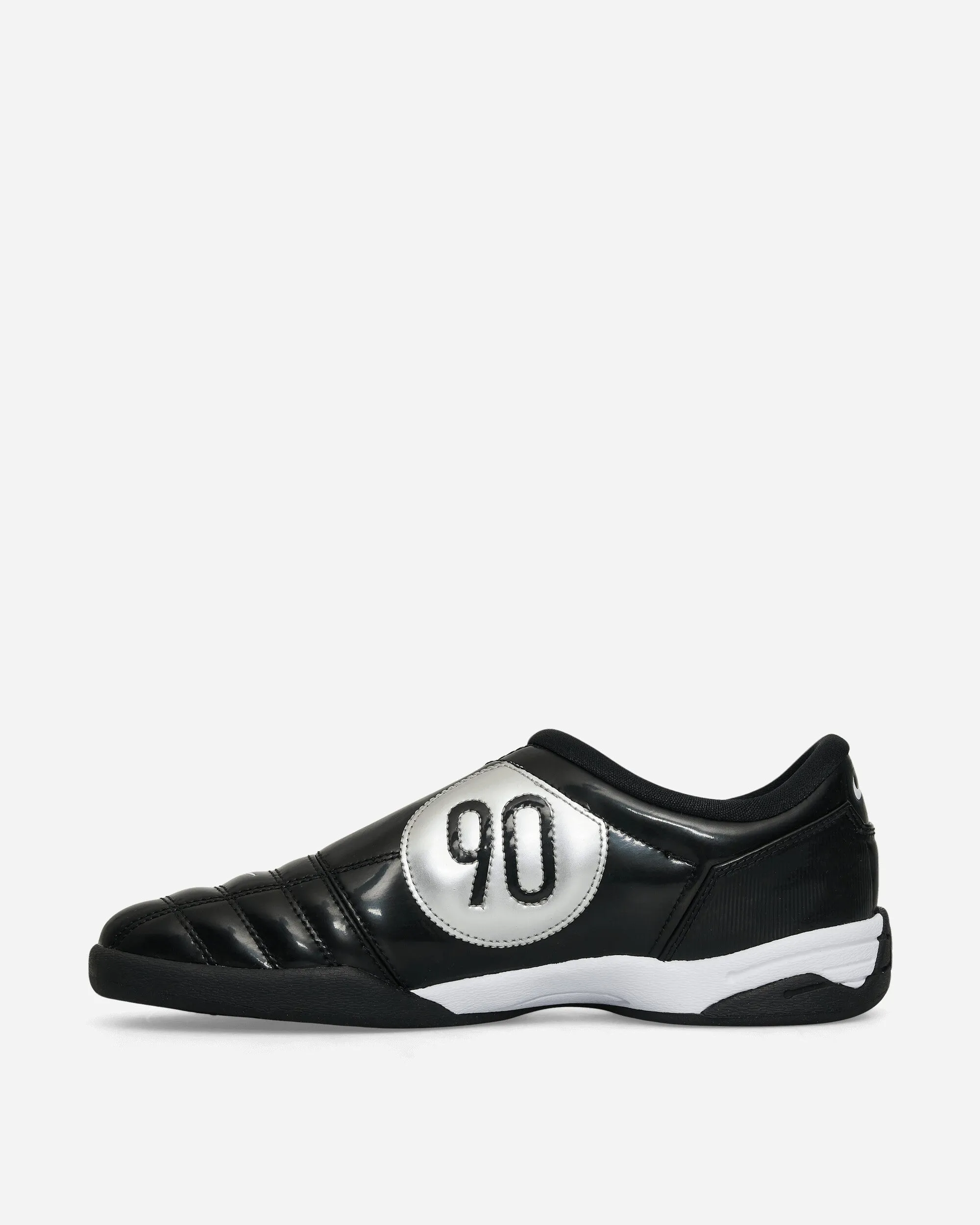 Total 90 Sneakers Black / White Classic Look