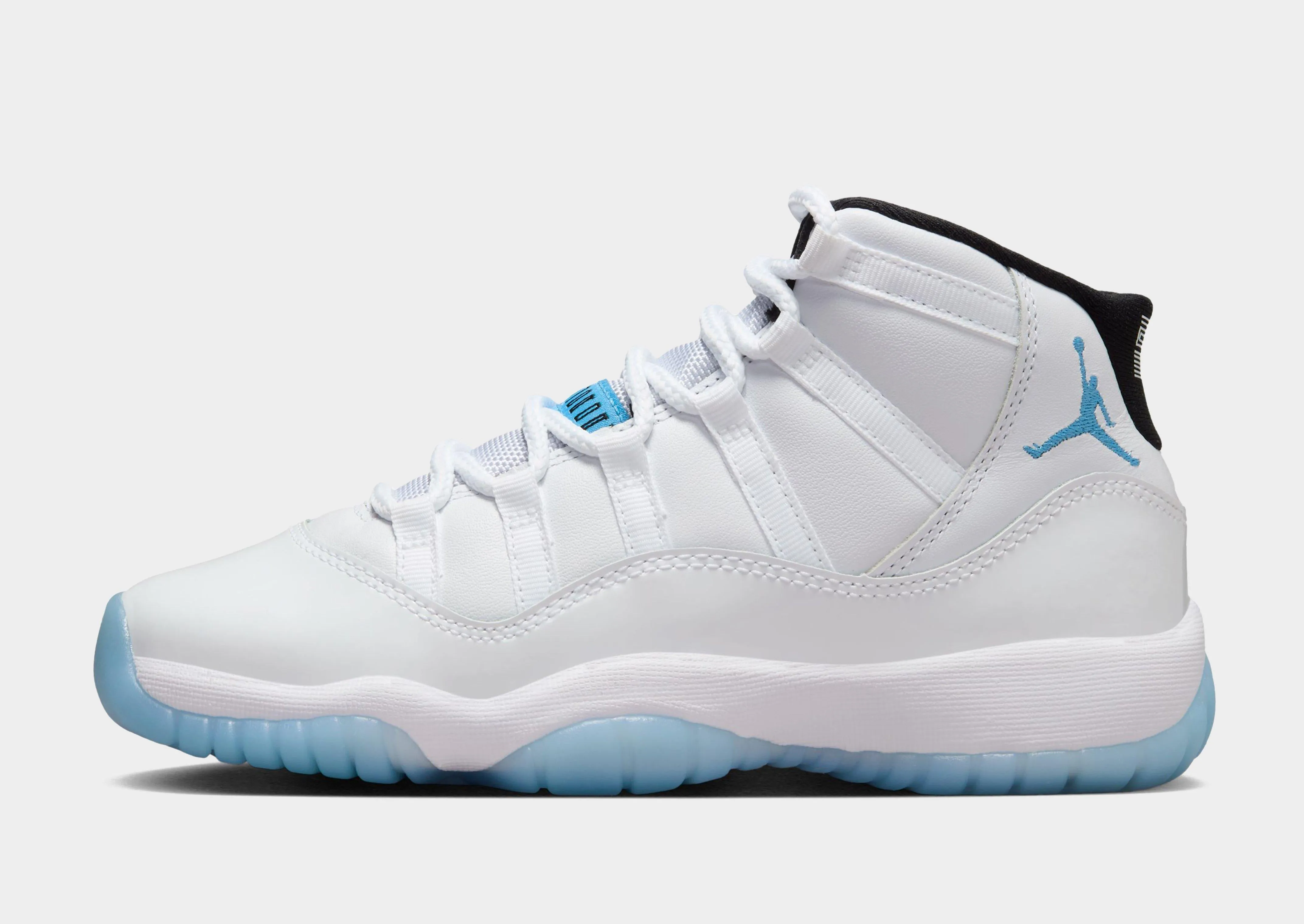Air 11 Retro Junior's Non Restrictive Fit
