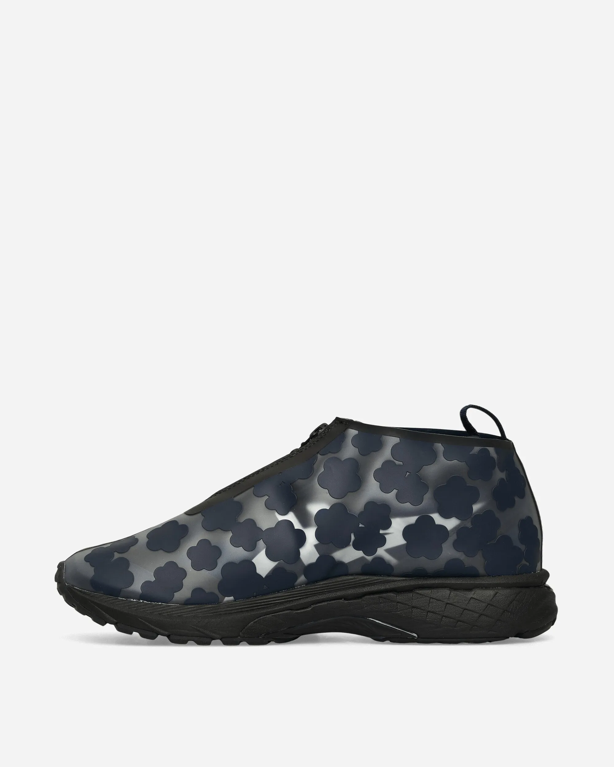 Cecilie Bahnsen GEL-Terrain MT Sneakers Midnight / Pure Silver Outfit Neutral Impact Diffusion Plate