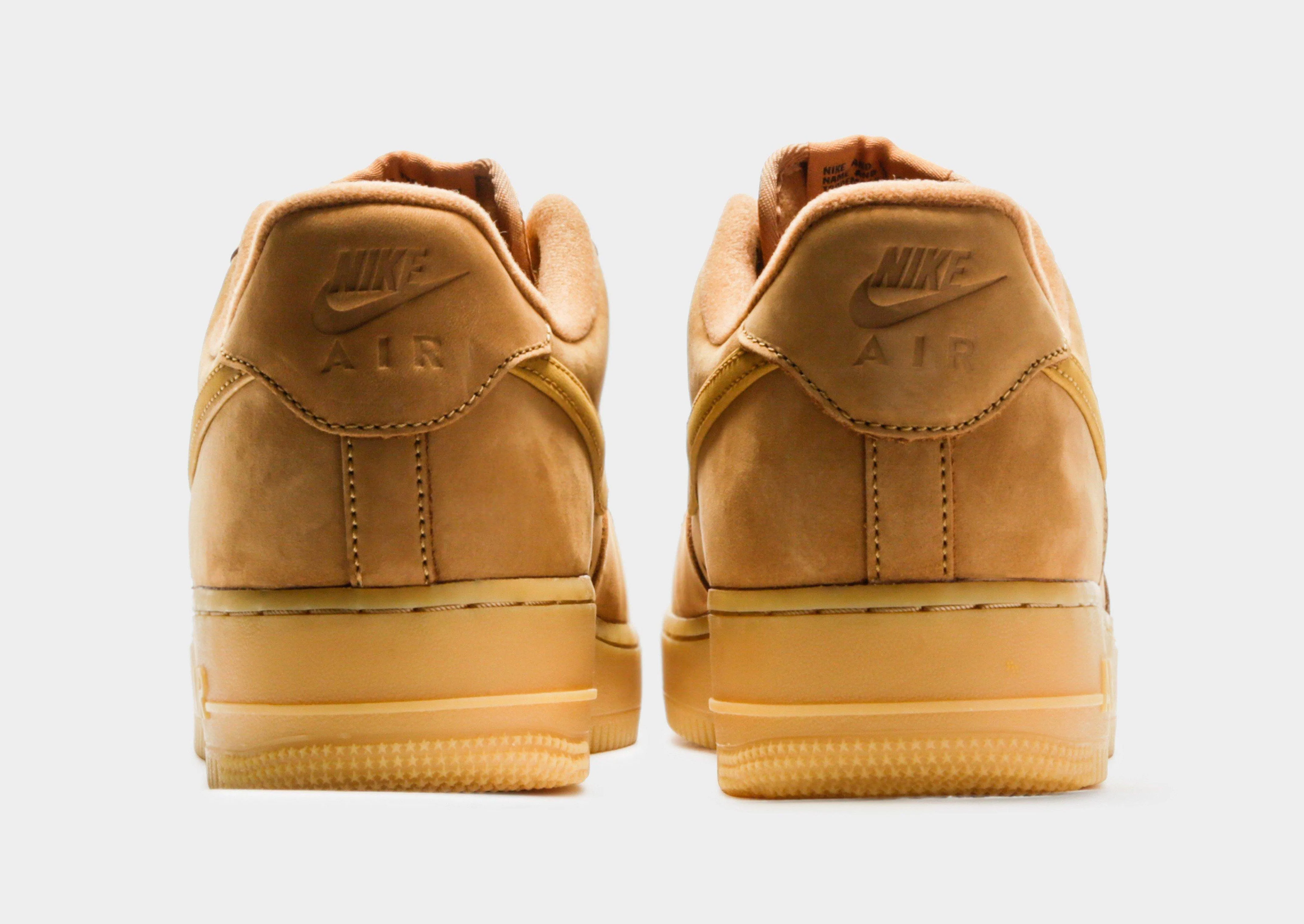 Air Force 1 '07 LV8 Smooth Pace