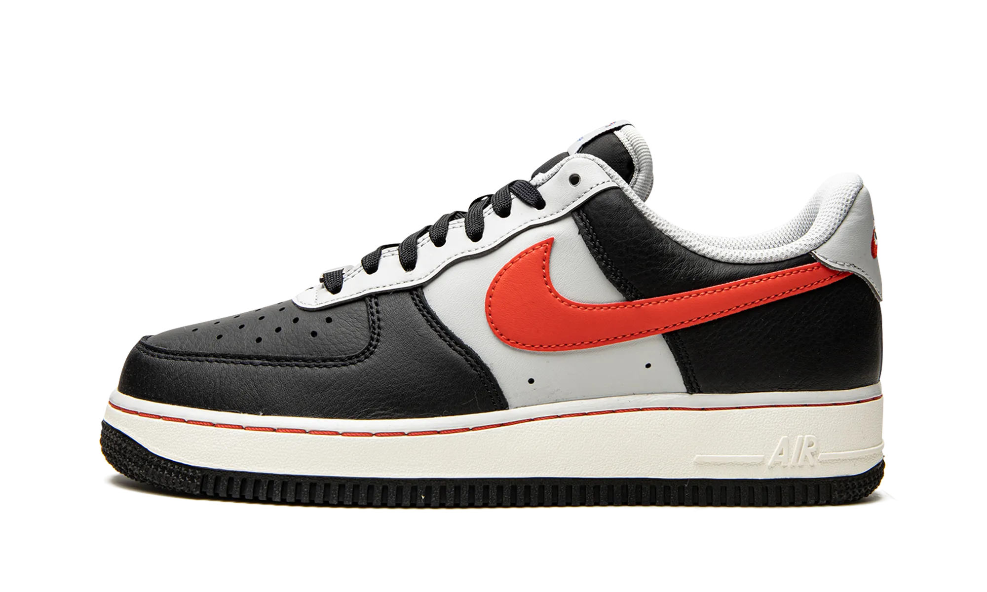 Anti Slip Tread Pattern Minimal Build Air Force 1 '07 LV8 "'75th Anniversary - Trail Blazers'"