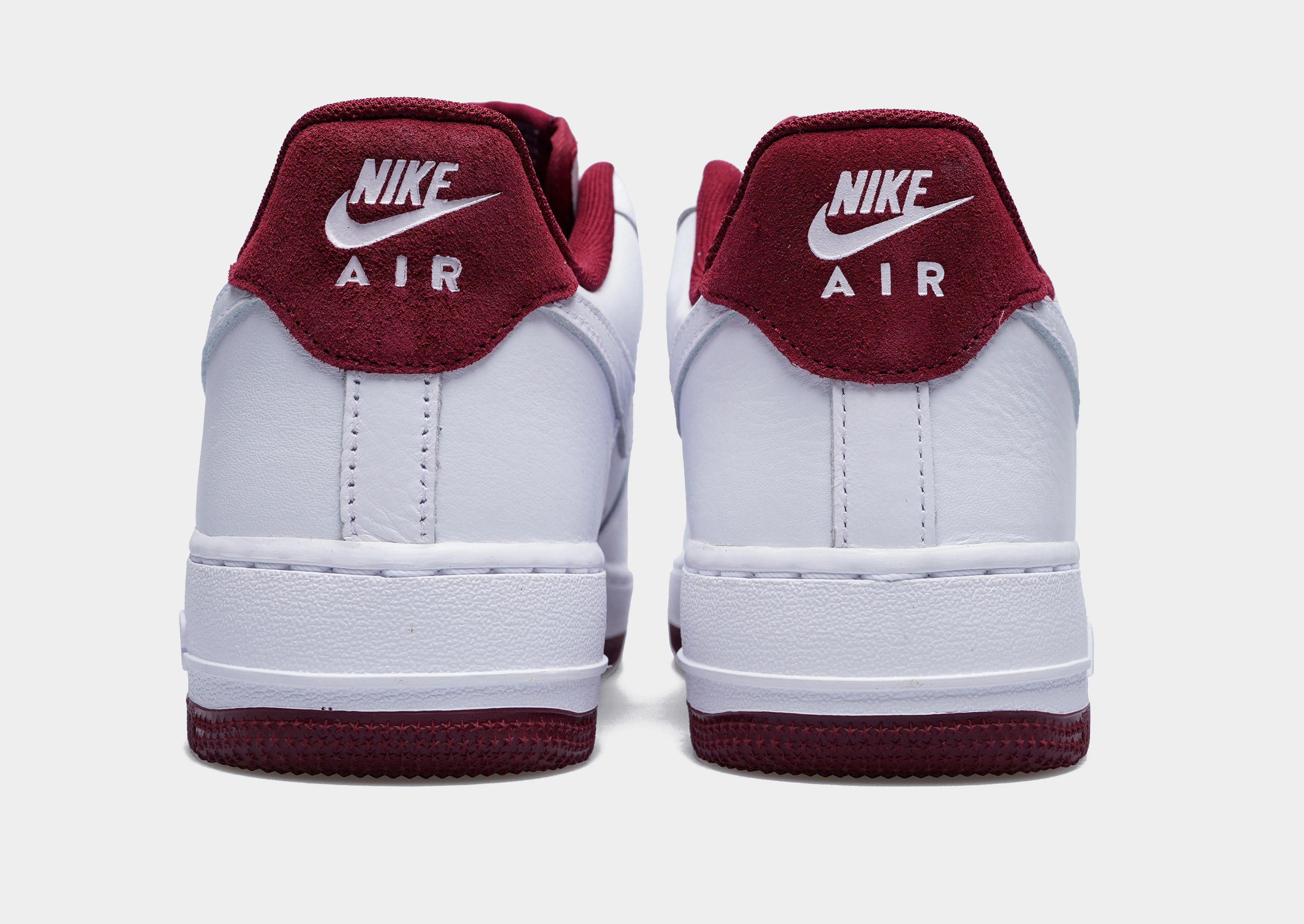 Air Force 1 '07 LV8 Sneakers Removable Insoles Sky Rise